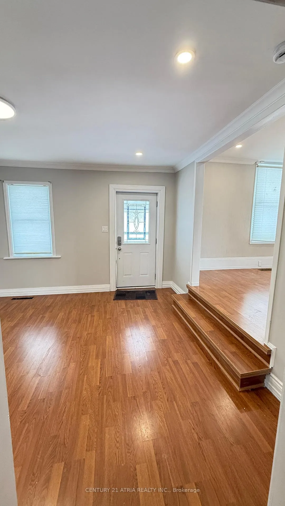 Photo 24 of 144 Hickory Street N, Whitby, Downtown Whitby — HOMEH