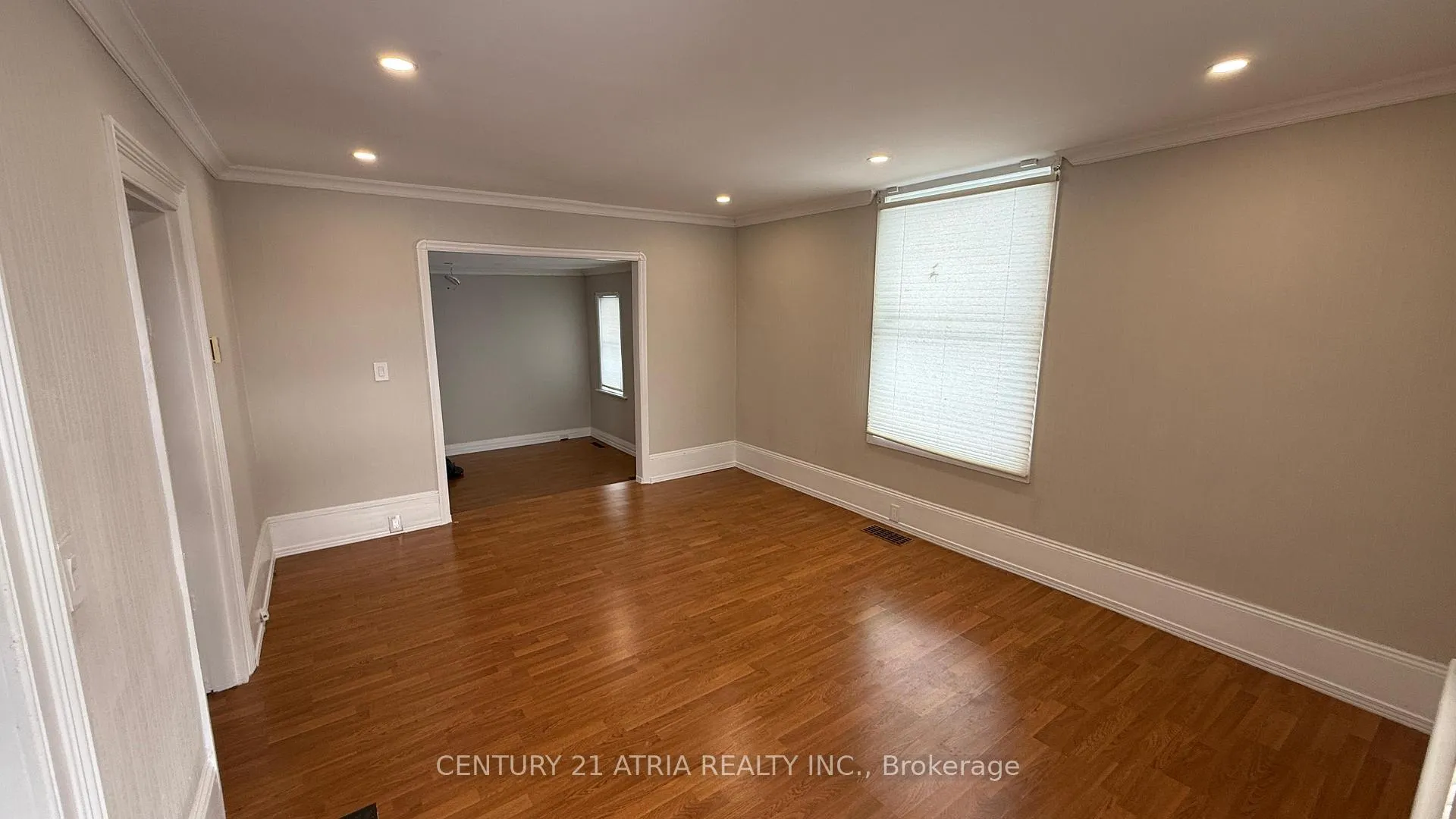 Photo 34 of 144 Hickory Street N, Whitby, Downtown Whitby — HOMEH