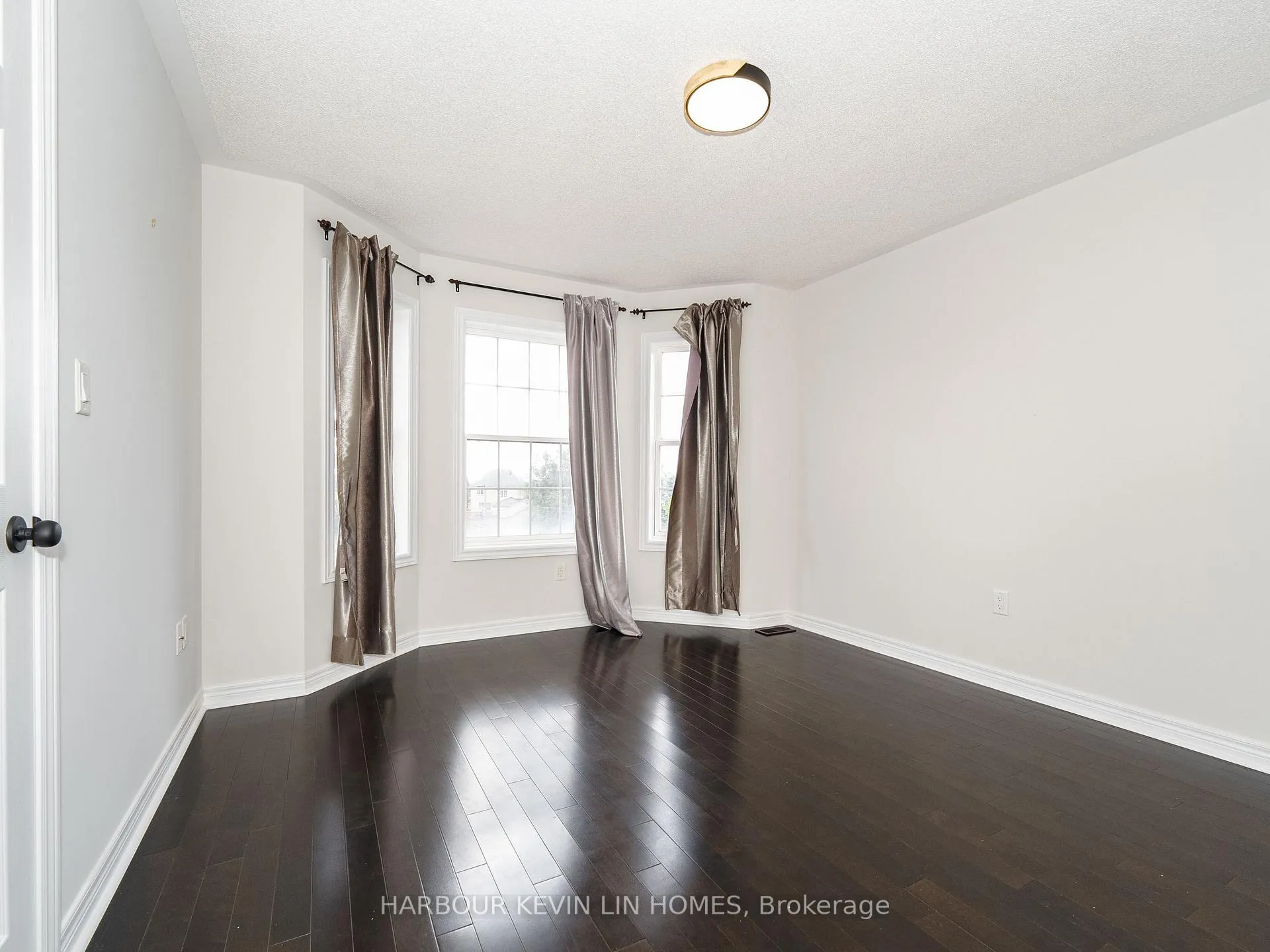 Photo 36 of 26 Bembridge Drive, Markham, Cathedraltown — HOMEH