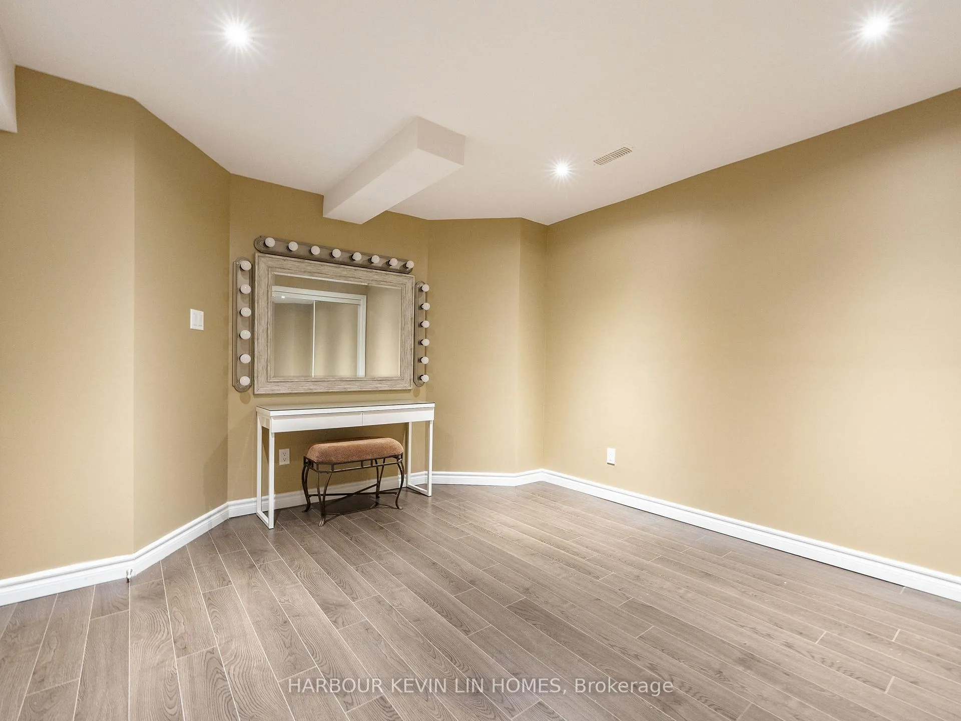 Photo 44 of 26 Bembridge Drive, Markham, Cathedraltown — HOMEH