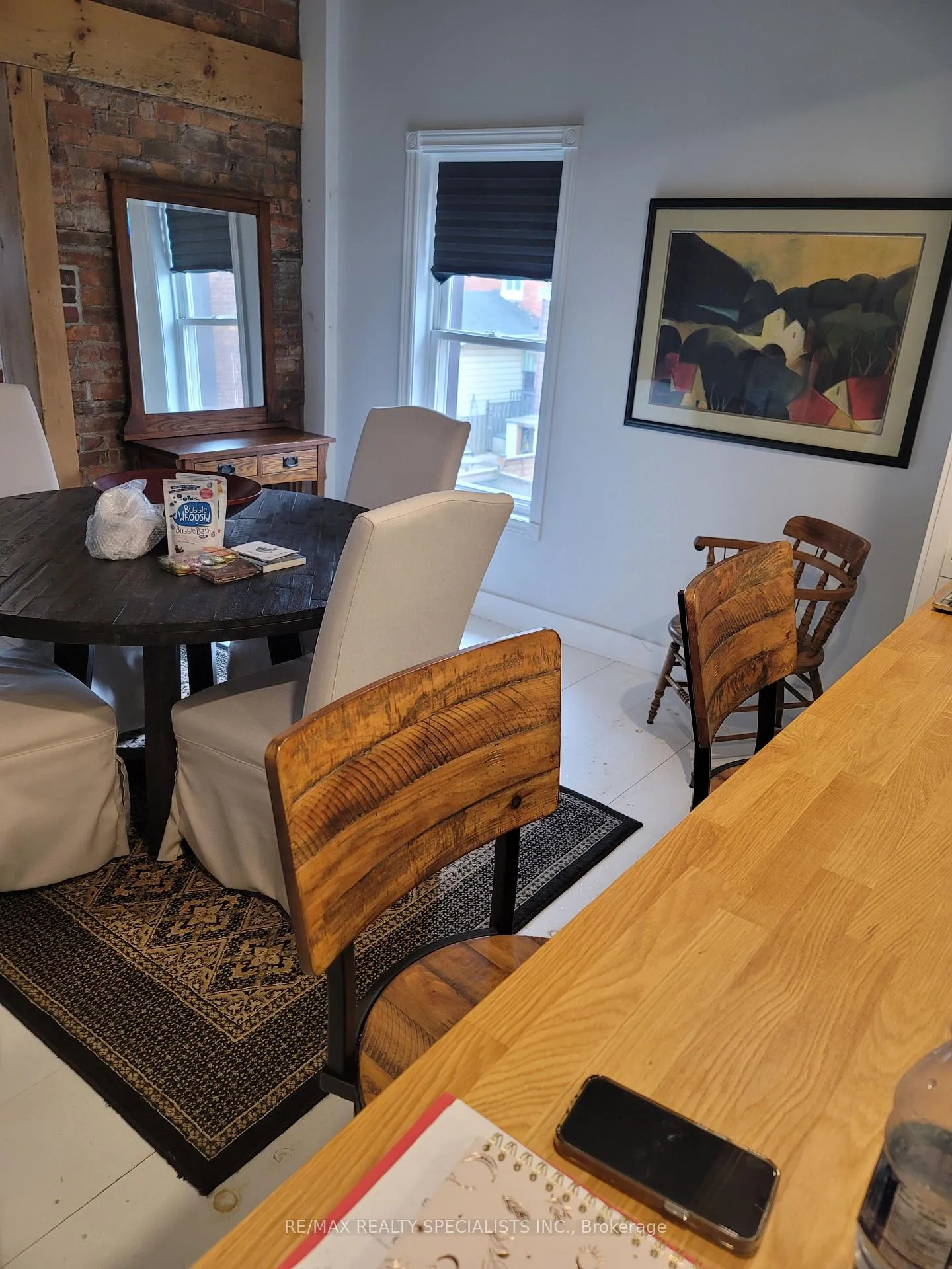 Photo 6 of Unit UPPER, 86 Locke Street N, Hamilton, Strathcona — HOMEH