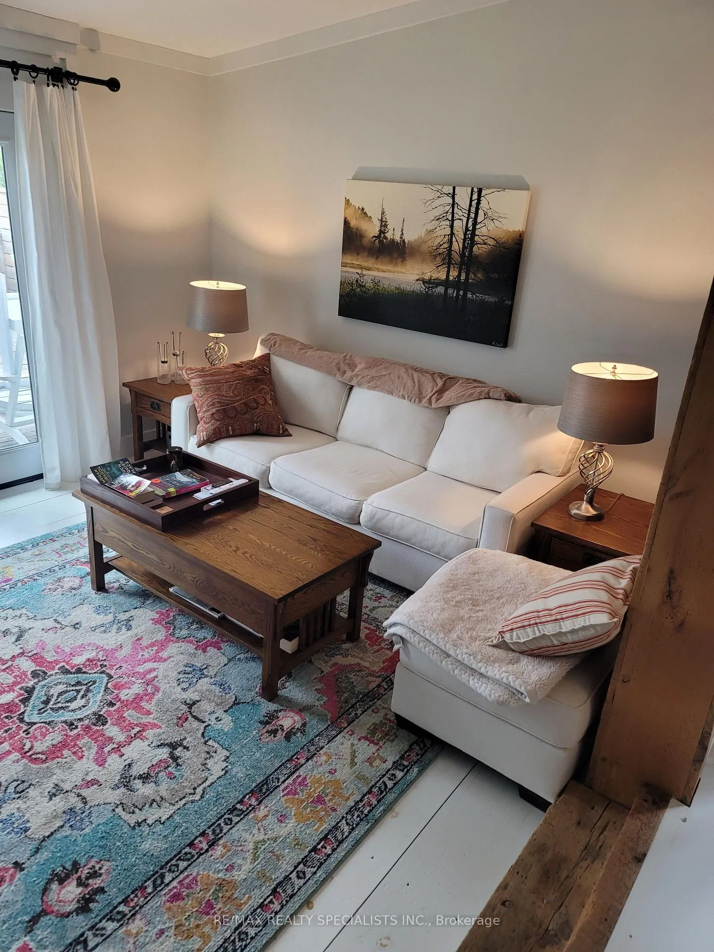 Photo 7 of Unit UPPER, 86 Locke Street N, Hamilton, Strathcona — HOMEH