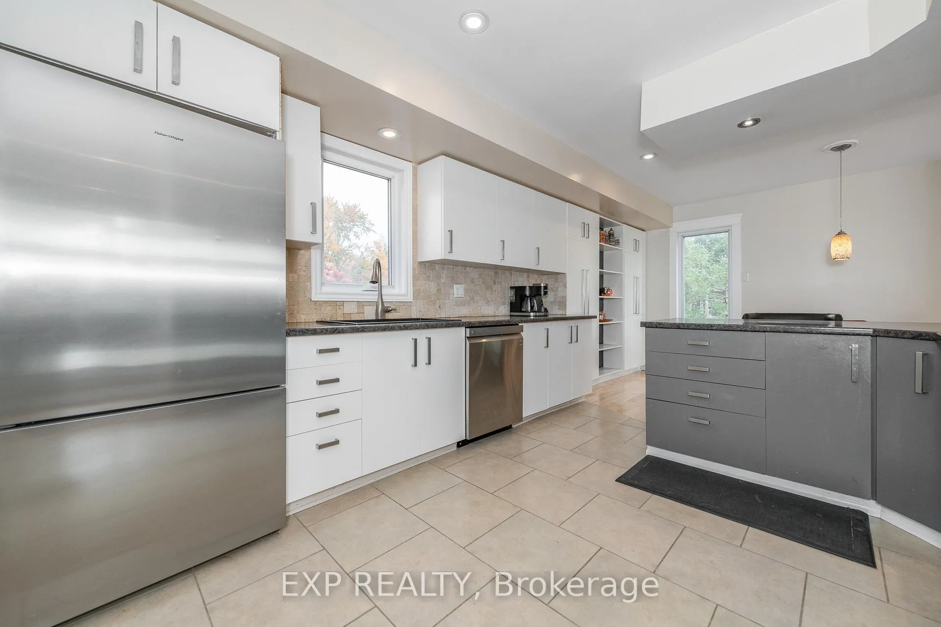 Photo 14 of 1238 Barnwell Crescent, Ottawa, Navan — HOMEH