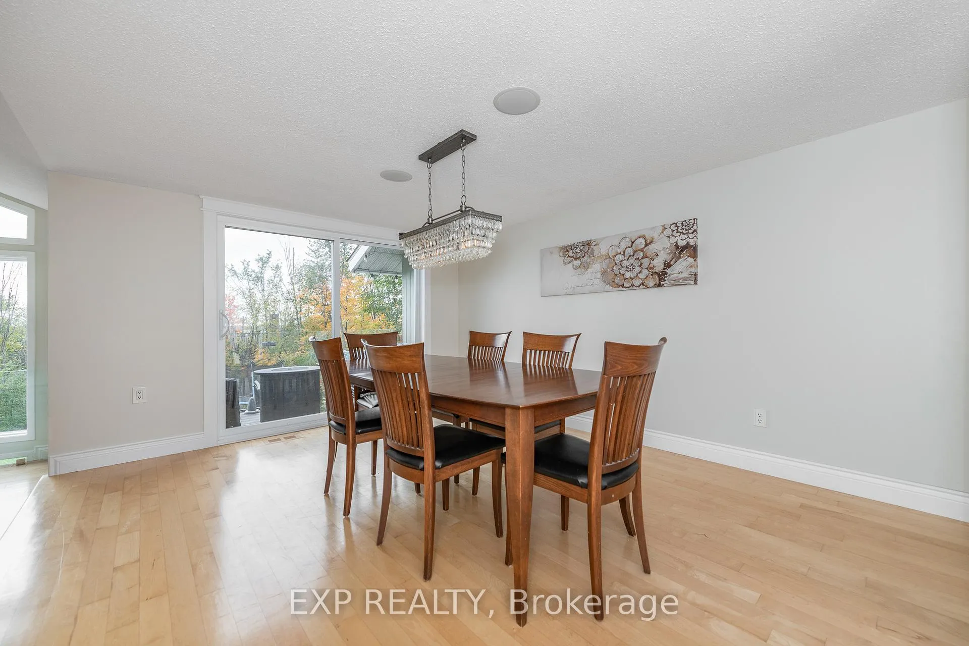 Photo 19 of 1238 Barnwell Crescent, Ottawa, Navan — HOMEH