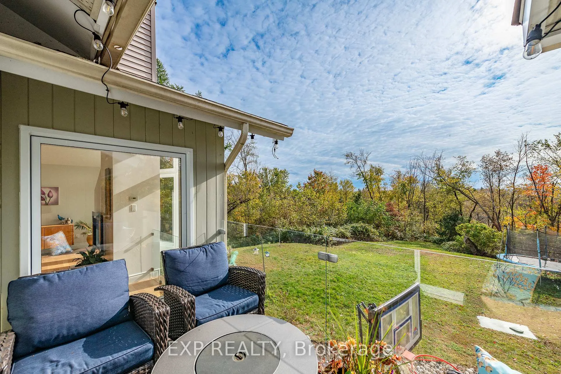 Photo 41 of 1238 Barnwell Crescent, Ottawa, Navan — HOMEH