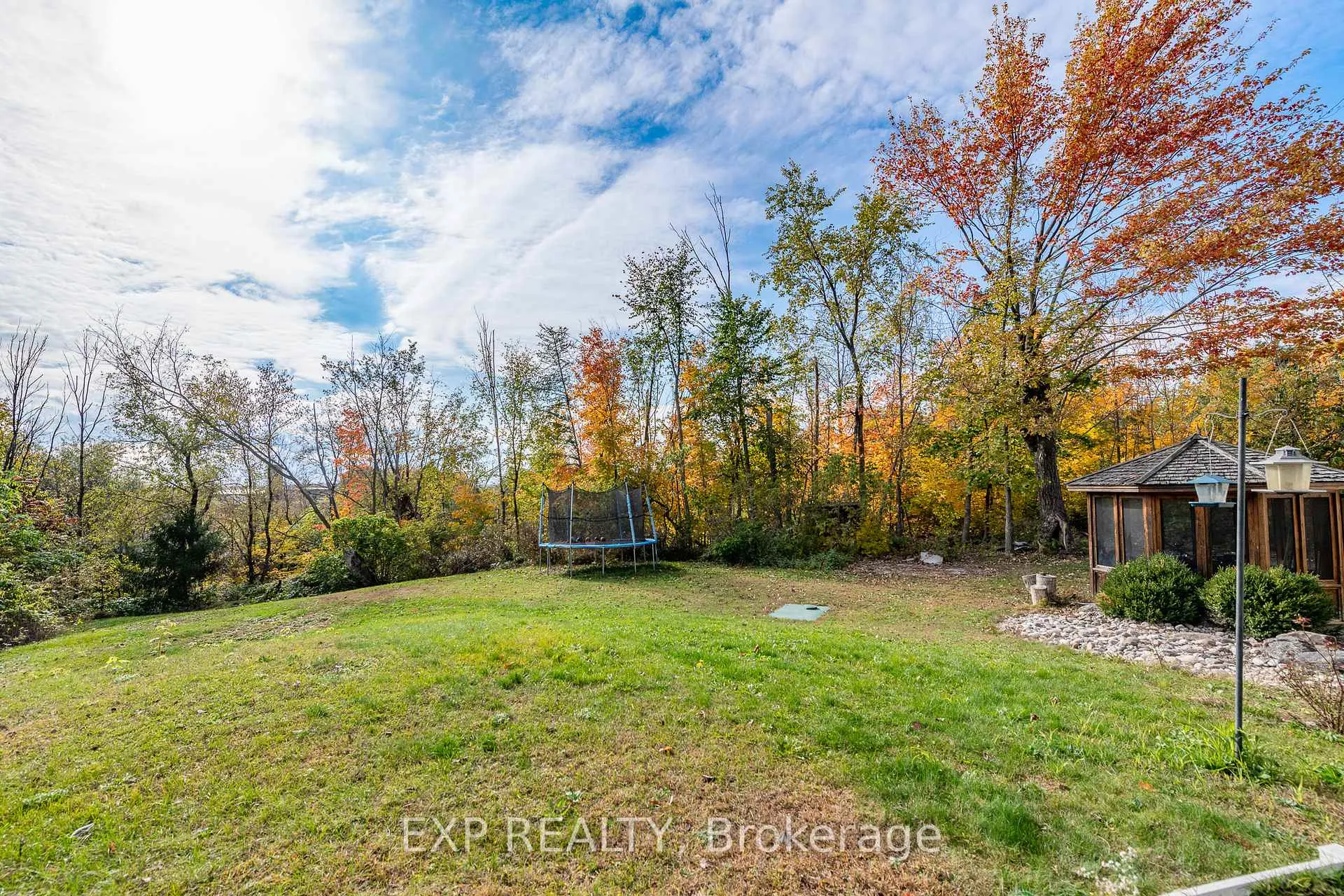 Photo 47 of 1238 Barnwell Crescent, Ottawa, Navan — HOMEH