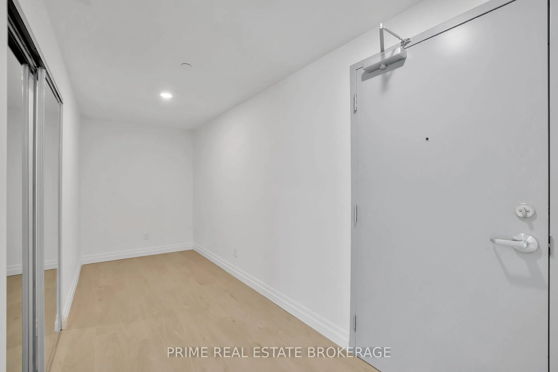 Photo 5 of Unit 415, 3320 Stella Crescent, Windsor — HOMEH