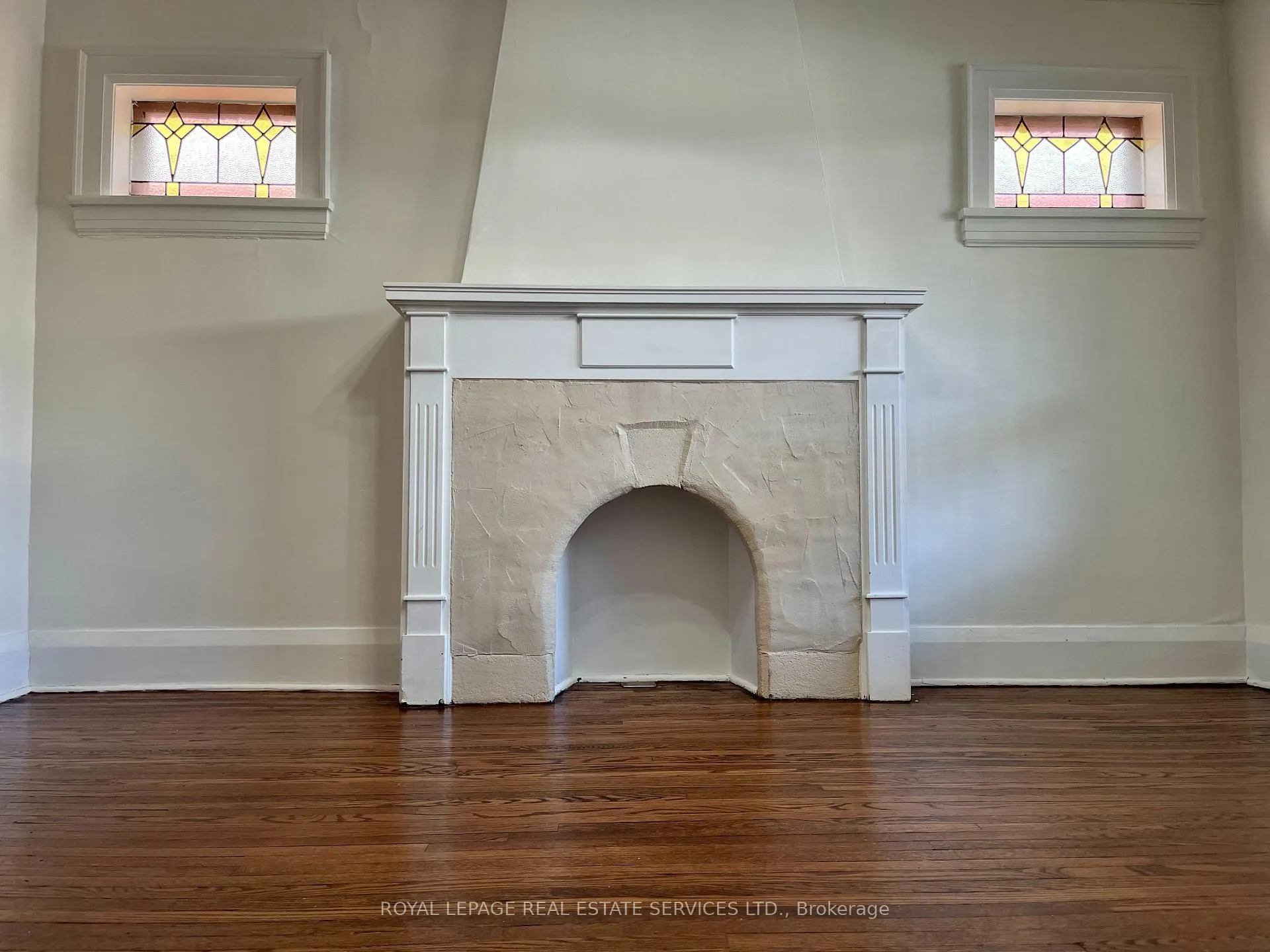 Photo 7 of Unit Main, 40 Bonnie Brae Boulevard, Toronto, Danforth Village-East York — HOMEH