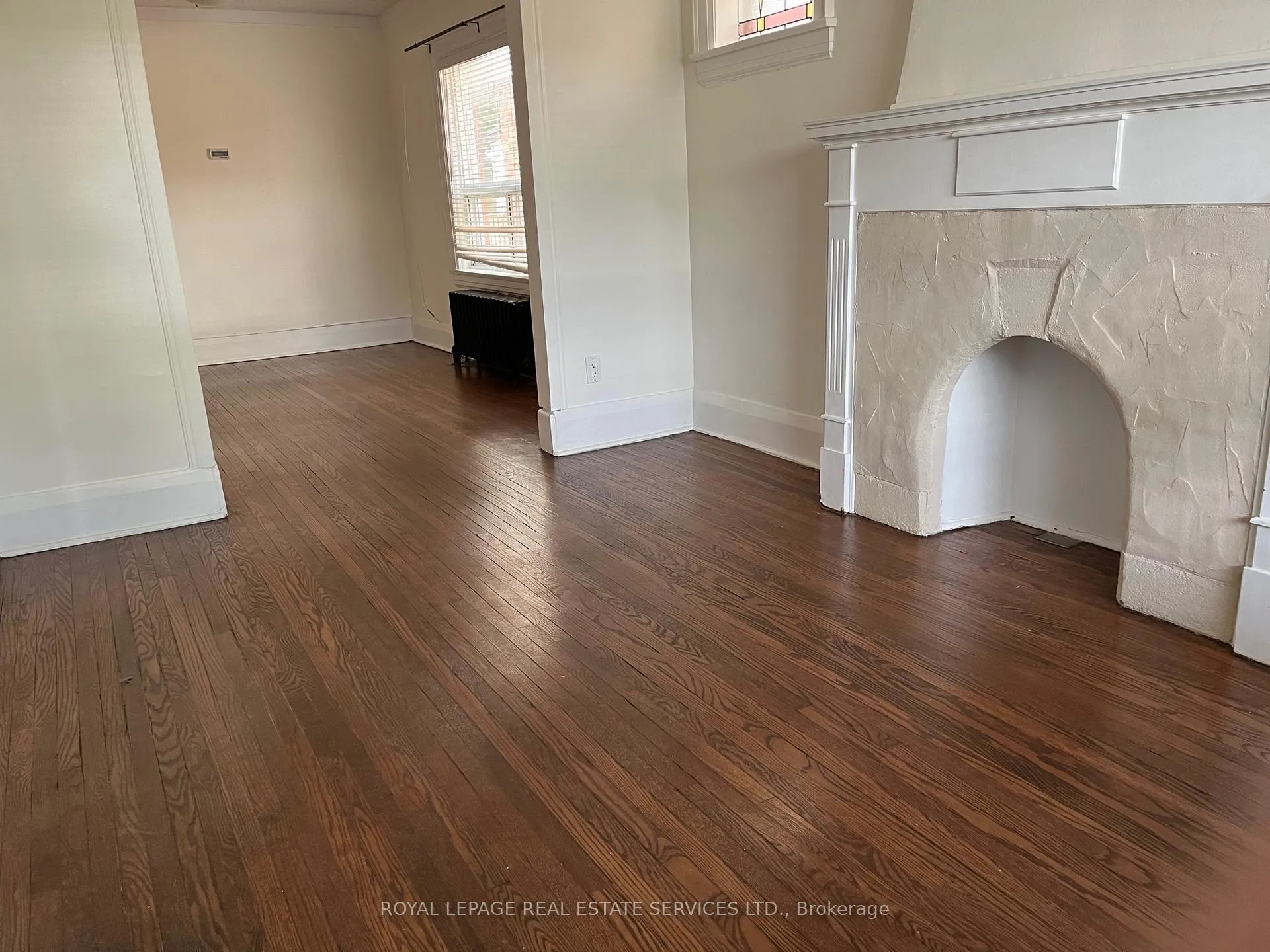 Photo 9 of Unit Main, 40 Bonnie Brae Boulevard, Toronto, Danforth Village-East York — HOMEH