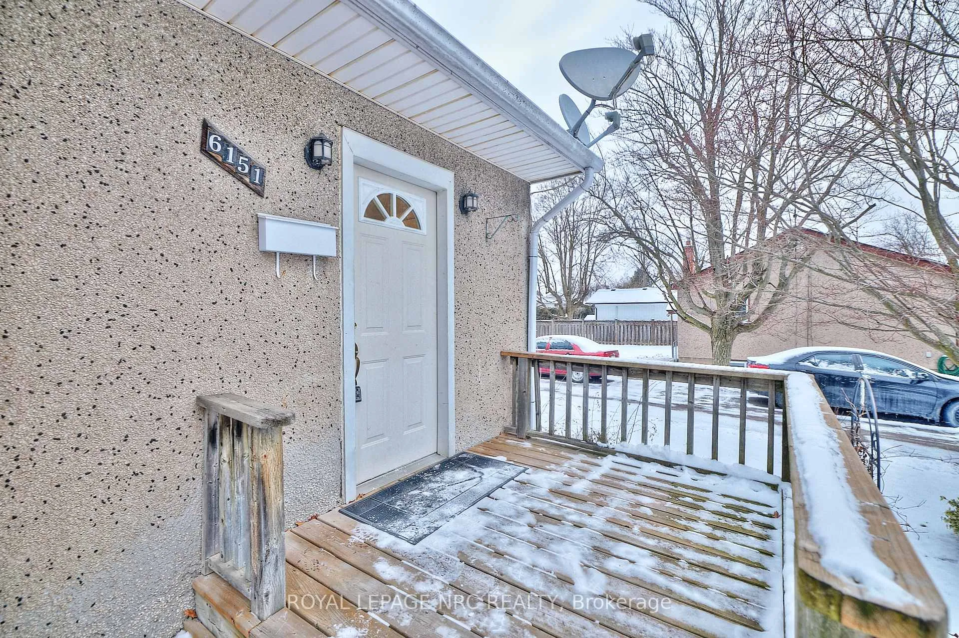 Photo 4 of 6151 Harvey Street, Niagara Falls, Church's Lane — HOMEH