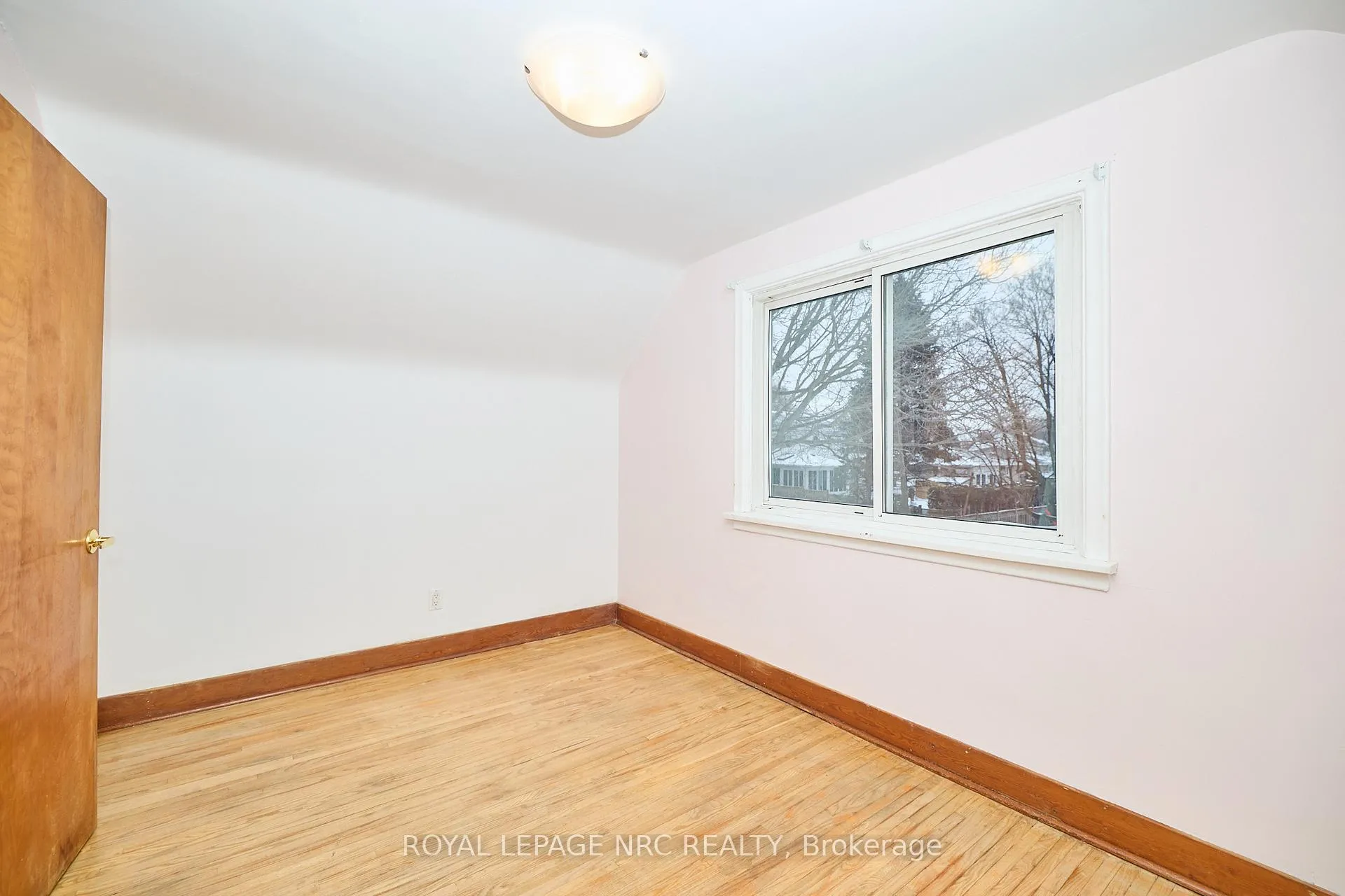 Photo 24 of 6151 Harvey Street, Niagara Falls, Church's Lane — HOMEH