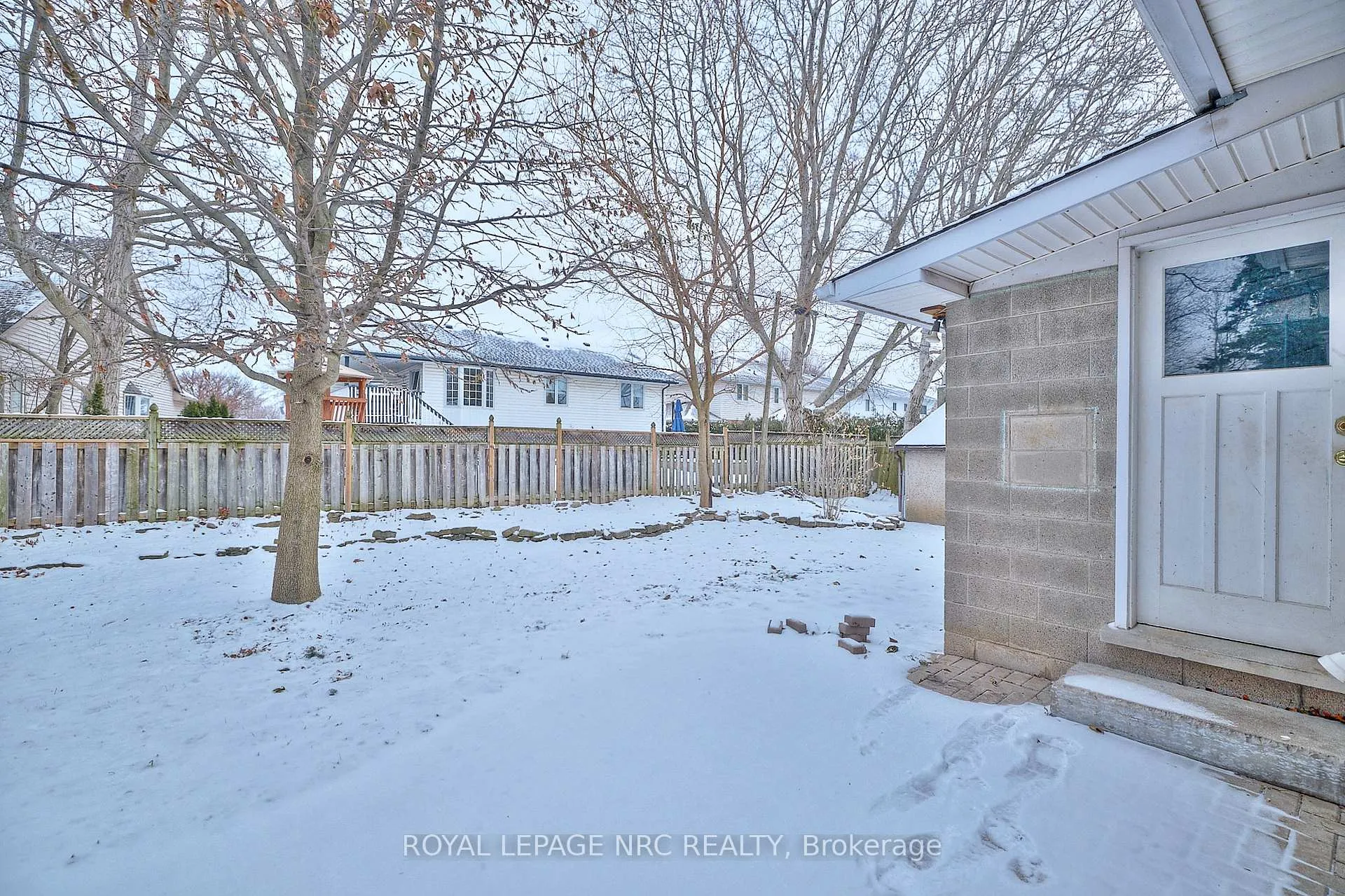 Photo 33 of 6151 Harvey Street, Niagara Falls, Church's Lane — HOMEH