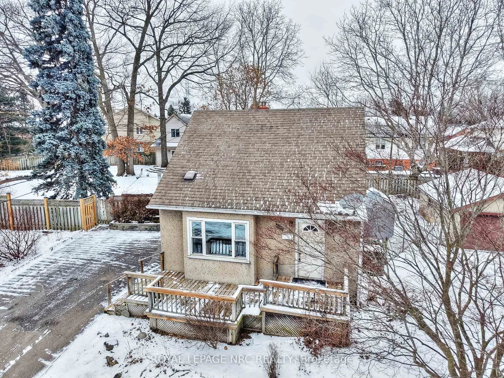 Photo 35 of 6151 Harvey Street, Niagara Falls, Church's Lane — HOMEH