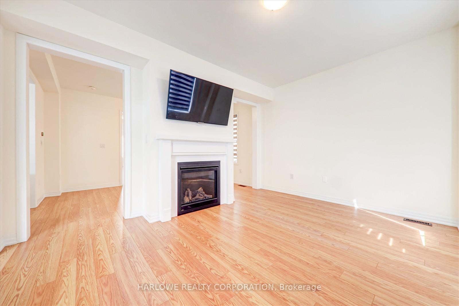 Photo 11 of 87 Ed Ewert Avenue, Clarington, Newcastle — HOMEH