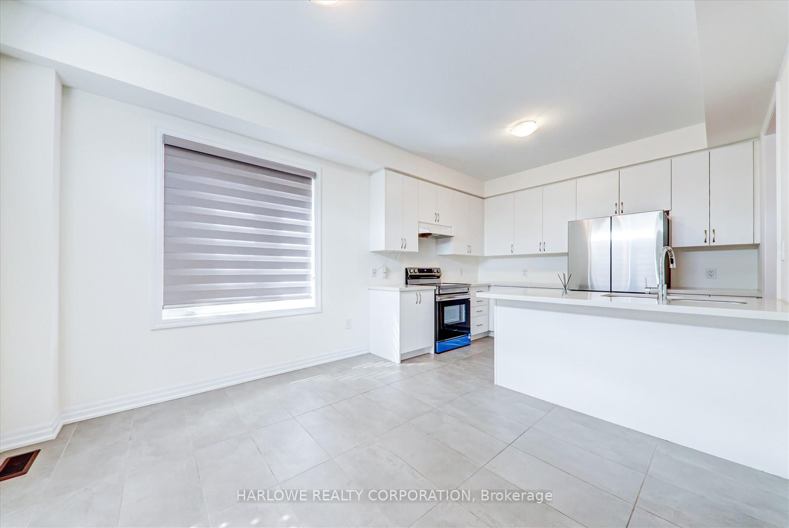 Photo 12 of 87 Ed Ewert Avenue, Clarington, Newcastle — HOMEH