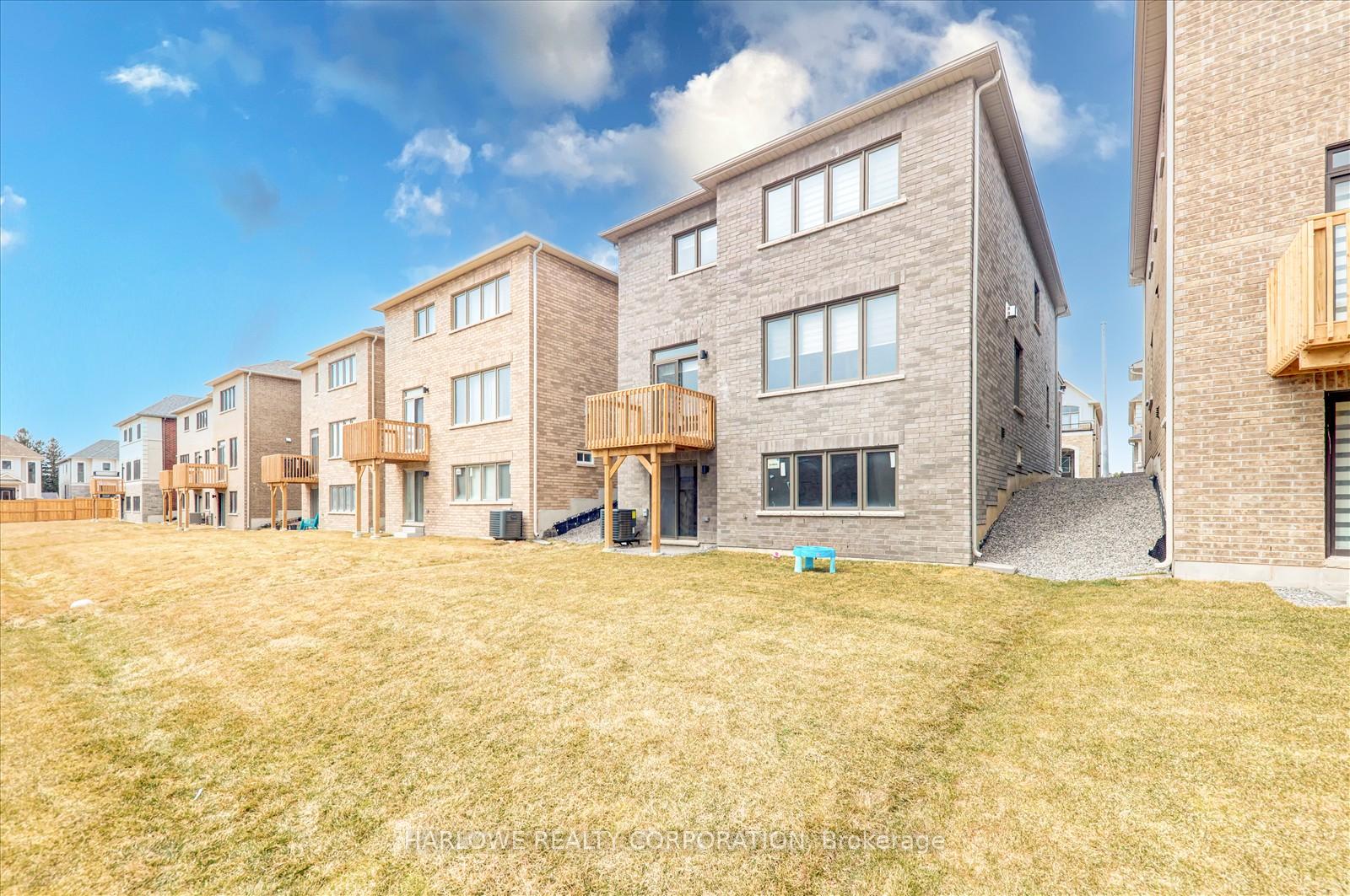 Photo 38 of 87 Ed Ewert Avenue, Clarington, Newcastle — HOMEH