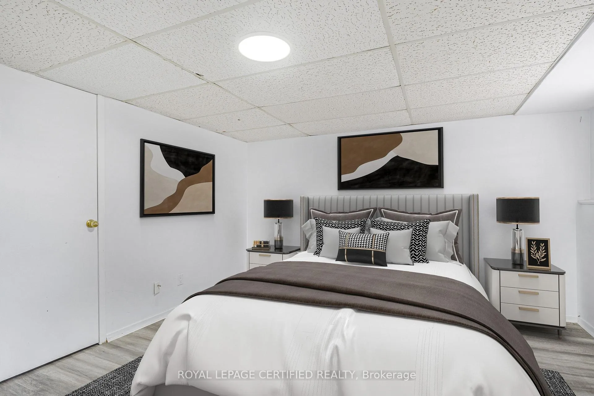Photo 23 of 260 St Augustine Drive, St. Catharines, Secord Woods — HOMEH