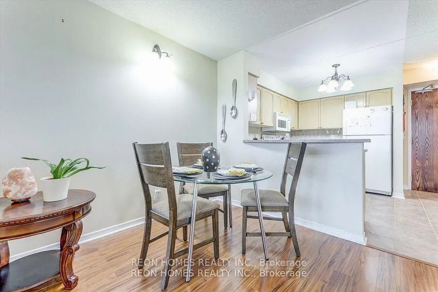 Photo 11 of Unit 201, 25 Via Rosedale, Brampton, Sandringham-Wellington — HOMEH