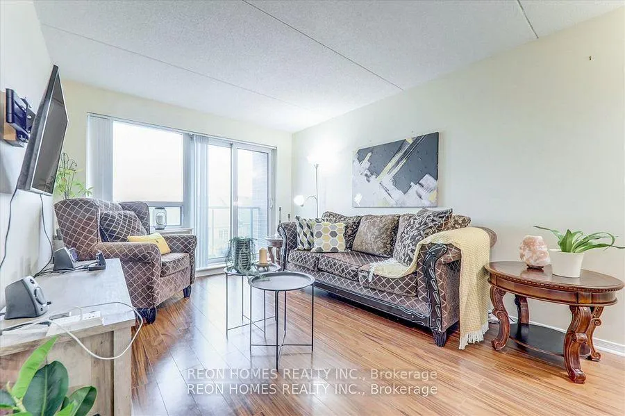 Photo 12 of Unit 201, 25 Via Rosedale, Brampton, Sandringham-Wellington — HOMEH