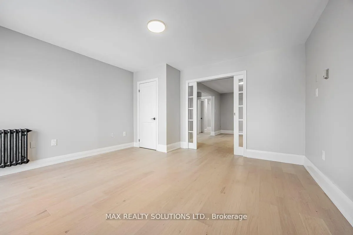 Photo 3 of Unit Upper, 38 St Germain Avenue, Toronto, Lawrence Park North — HOMEH