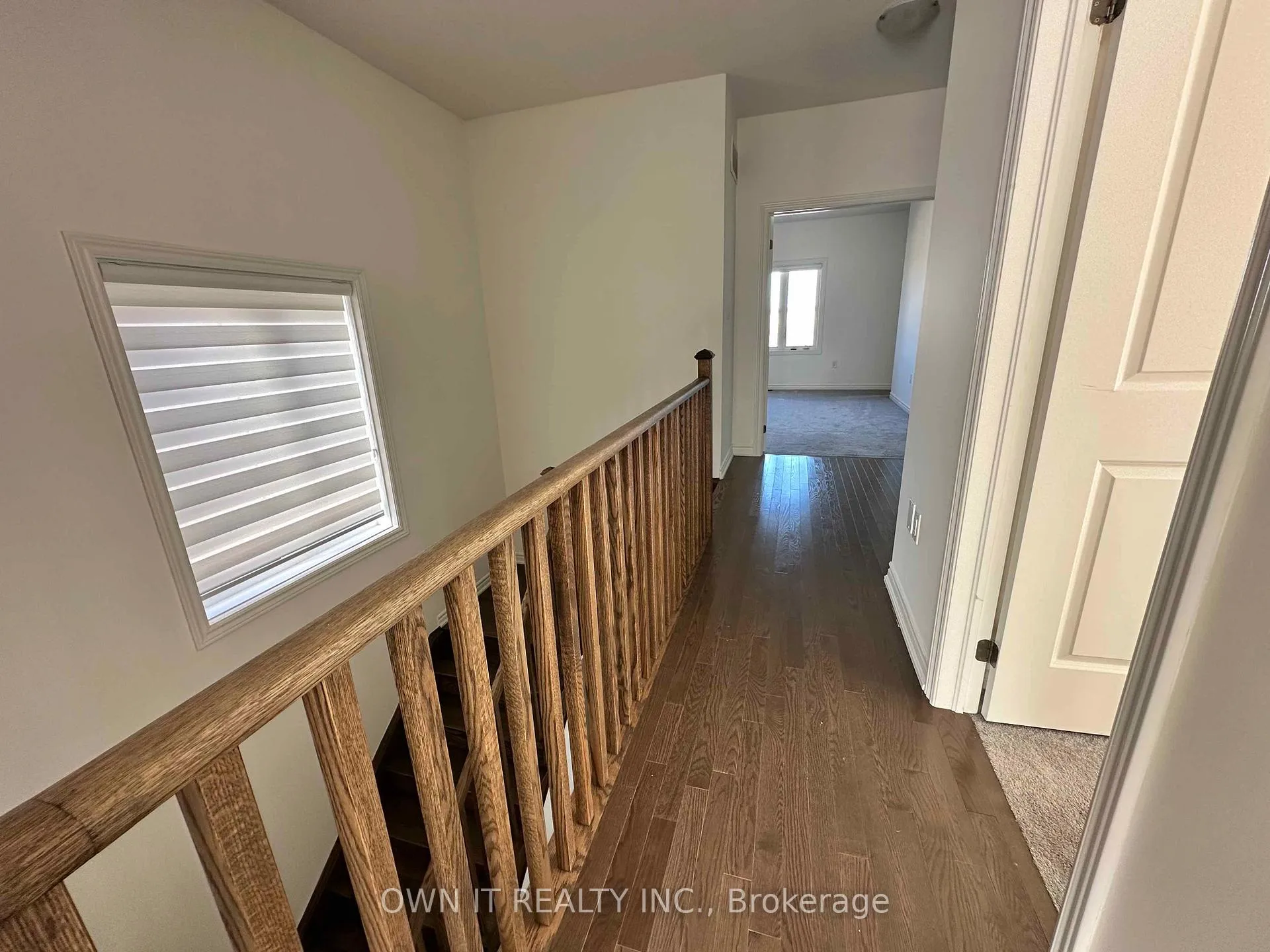 Photo 8 of 873 Rexton Drive, Oshawa, Taunton — HOMEH