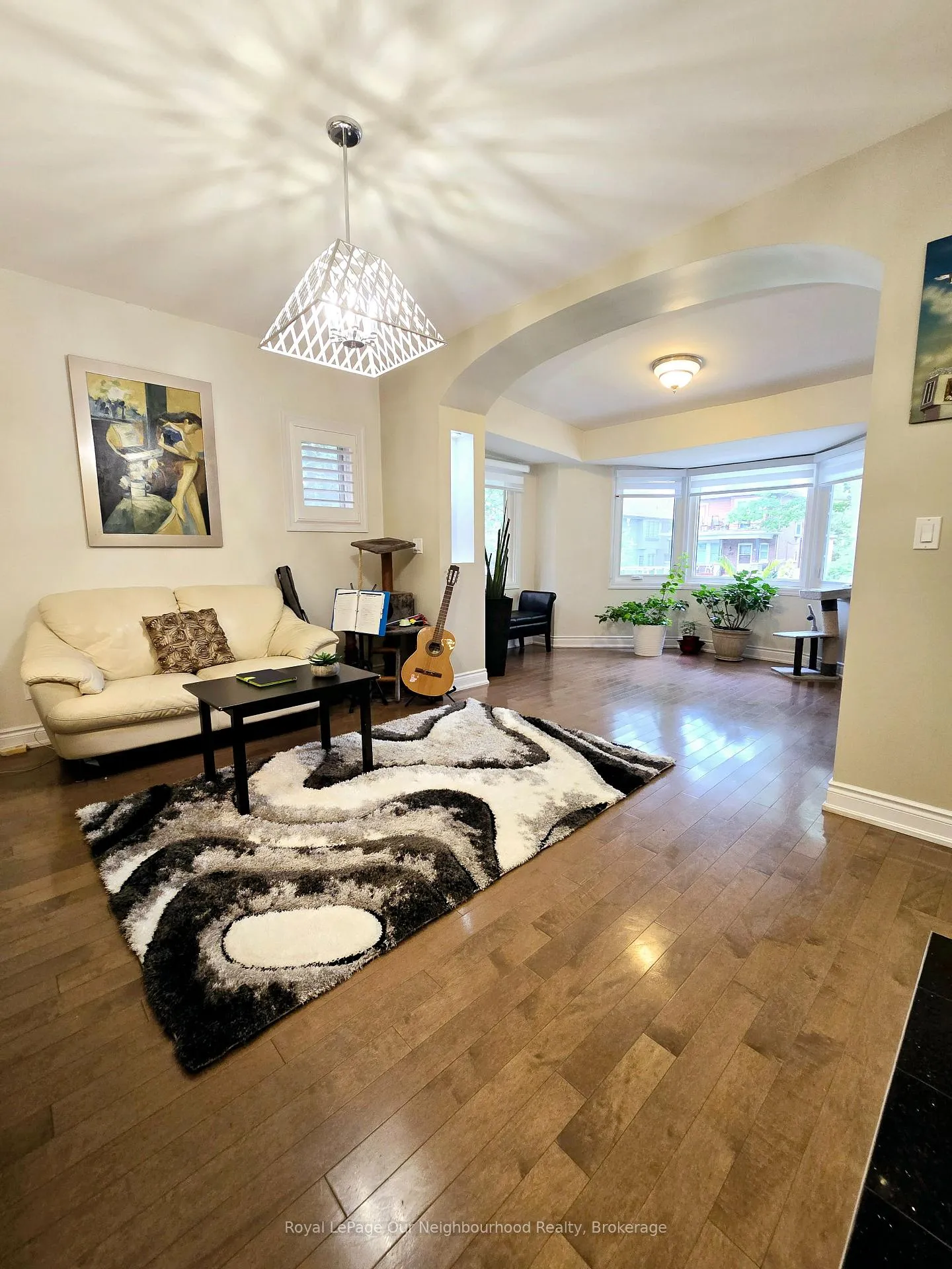 Photo 4 of Unit Main, 23 Beech Avenue, Toronto, The Beaches — HOMEH