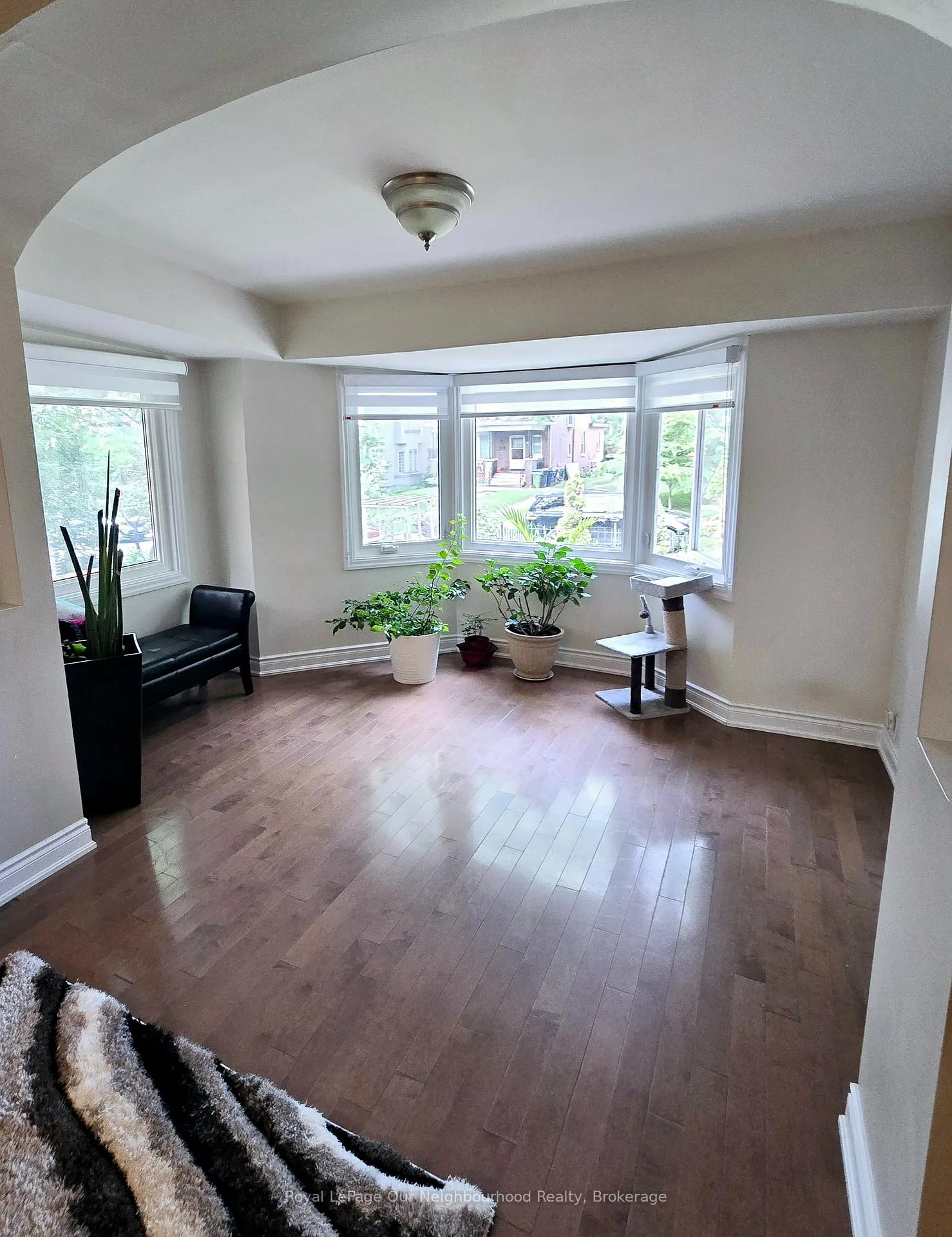 Photo 6 of Unit Main, 23 Beech Avenue, Toronto, The Beaches — HOMEH