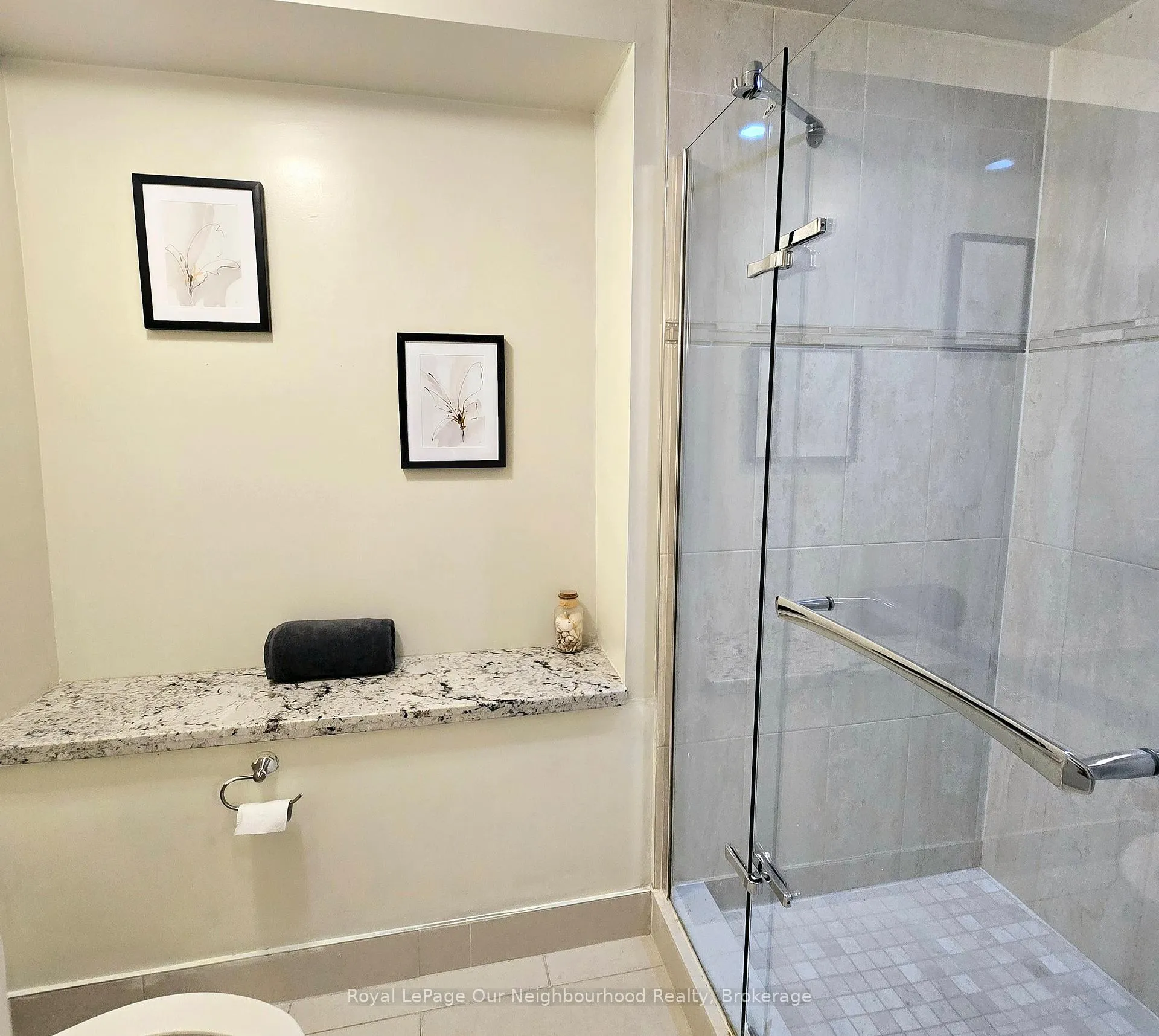 Photo 14 of Unit Main, 23 Beech Avenue, Toronto, The Beaches — HOMEH
