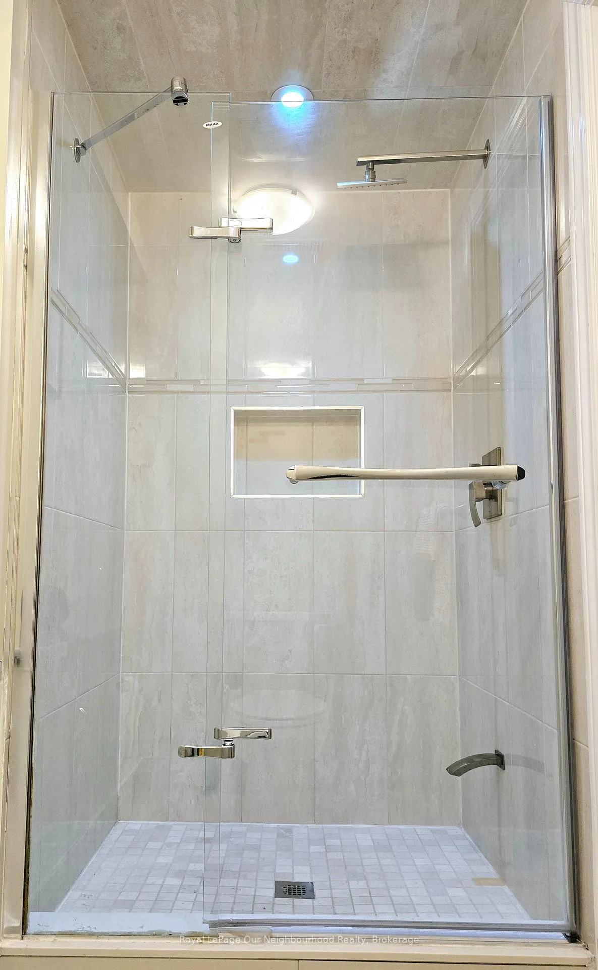 Photo 15 of Unit Main, 23 Beech Avenue, Toronto, The Beaches — HOMEH