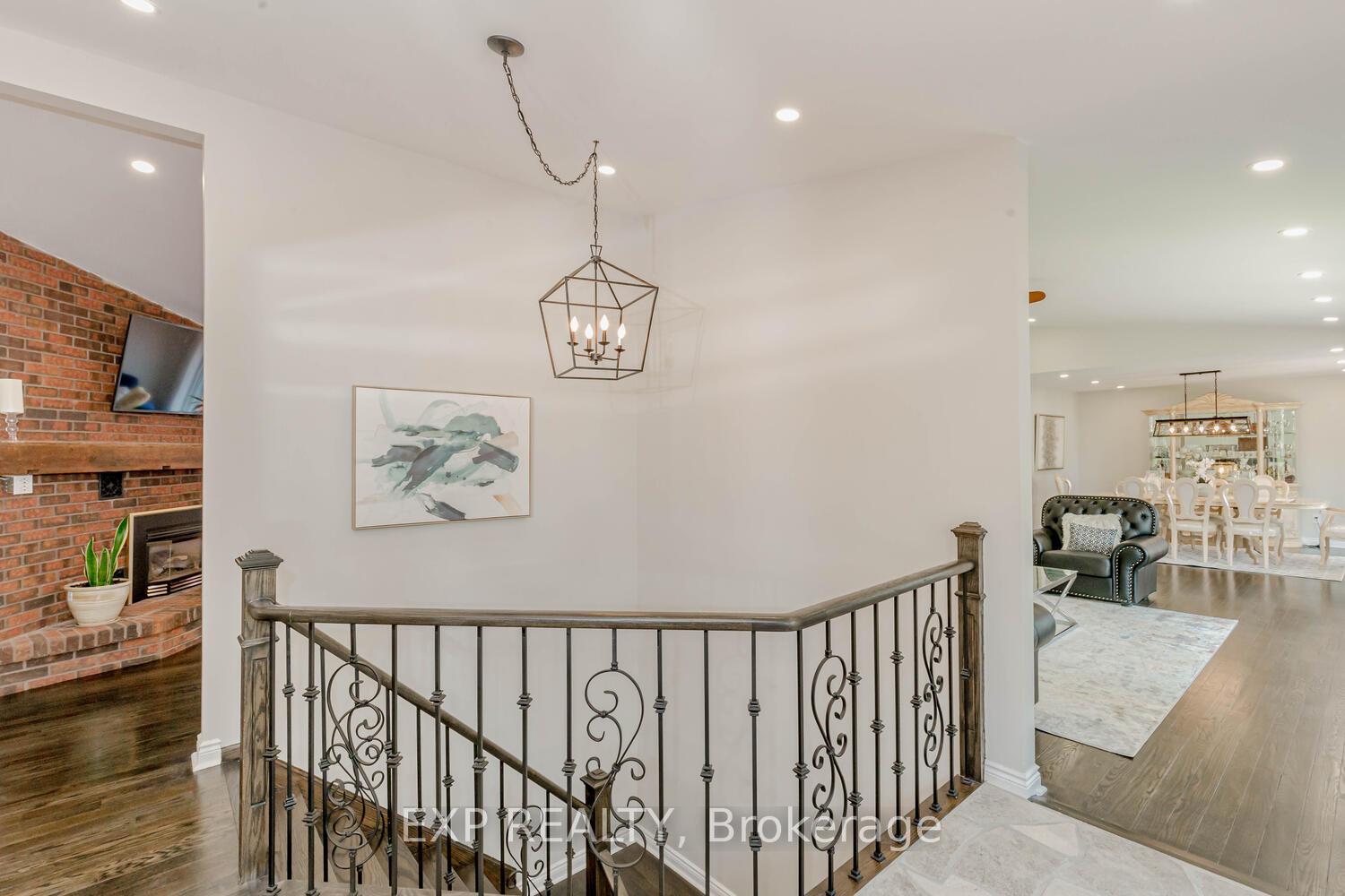 Photo 3 of 16786 Mount Wolfe Road, Caledon, Palgrave — HOMEH
