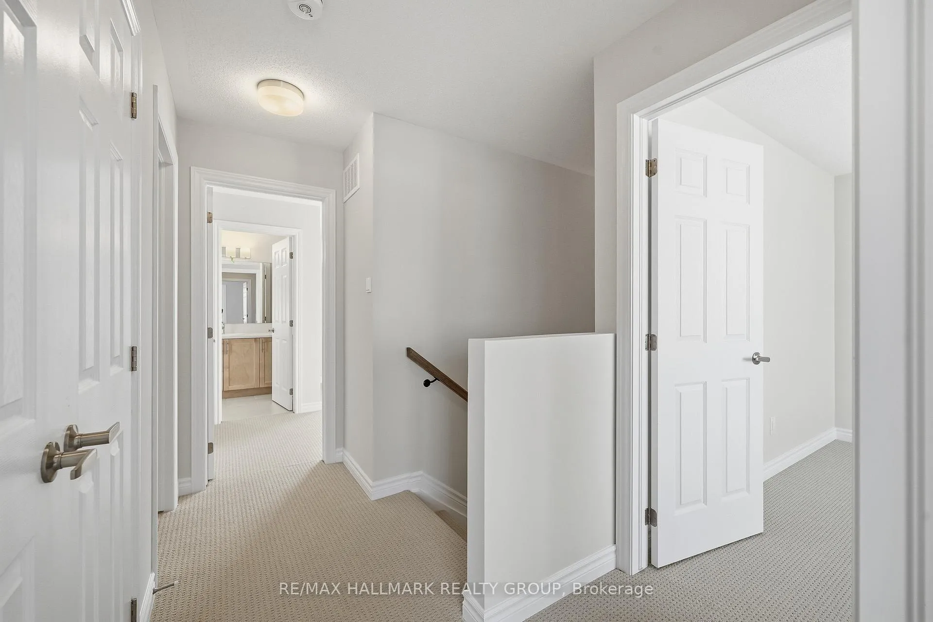Photo 17 of 216 Ryan Reynolds Way, Ottawa, Mer Bleue/Bradley Estates/Anderson Park — HOMEH