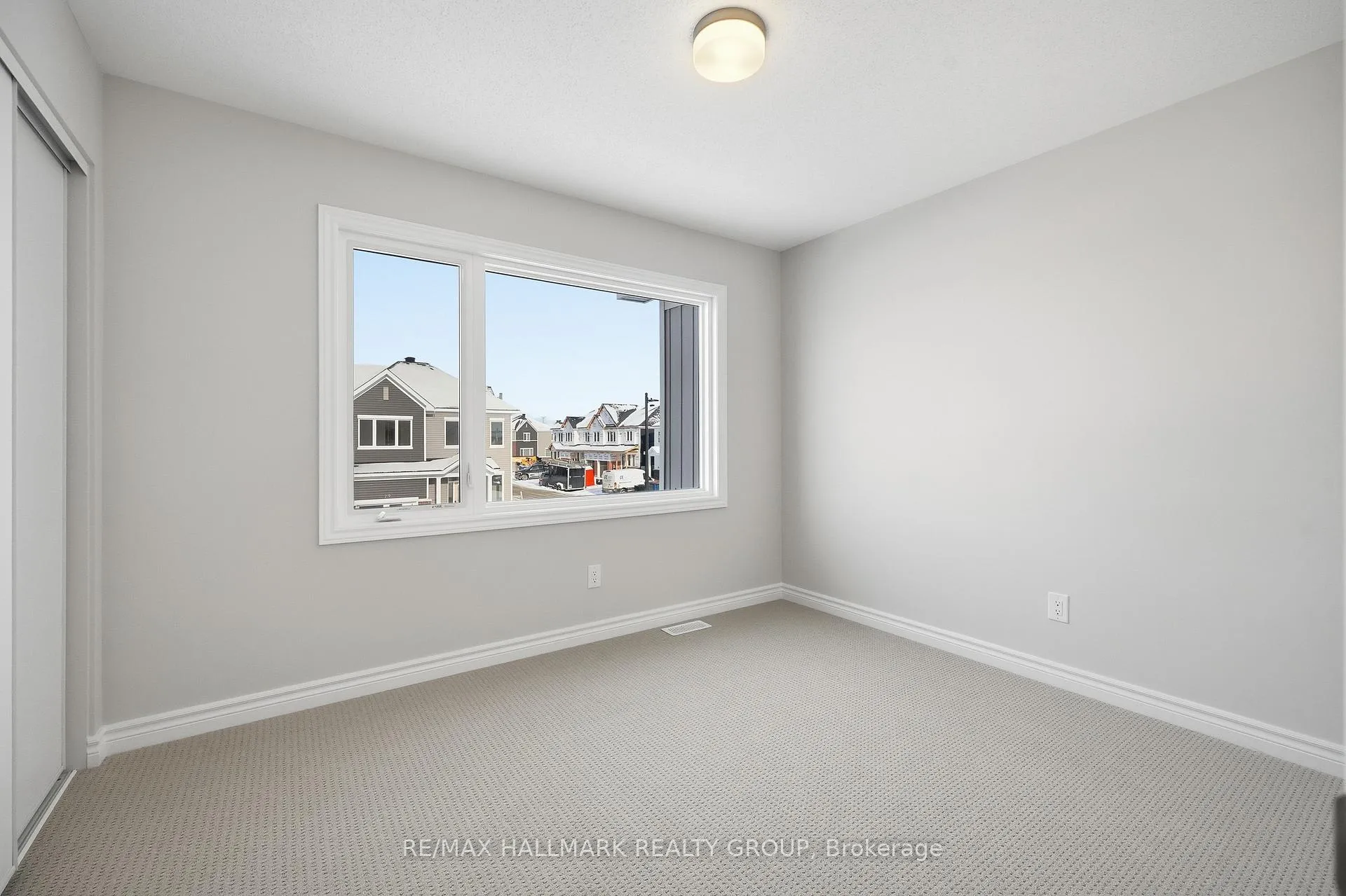 Photo 25 of 216 Ryan Reynolds Way, Ottawa, Mer Bleue/Bradley Estates/Anderson Park — HOMEH