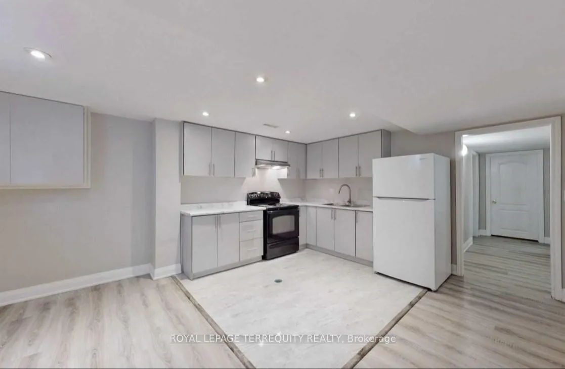 Photo 3 of Unit Bsmt, 22 Rouge Street, Markham, Vinegar Hill — HOMEH