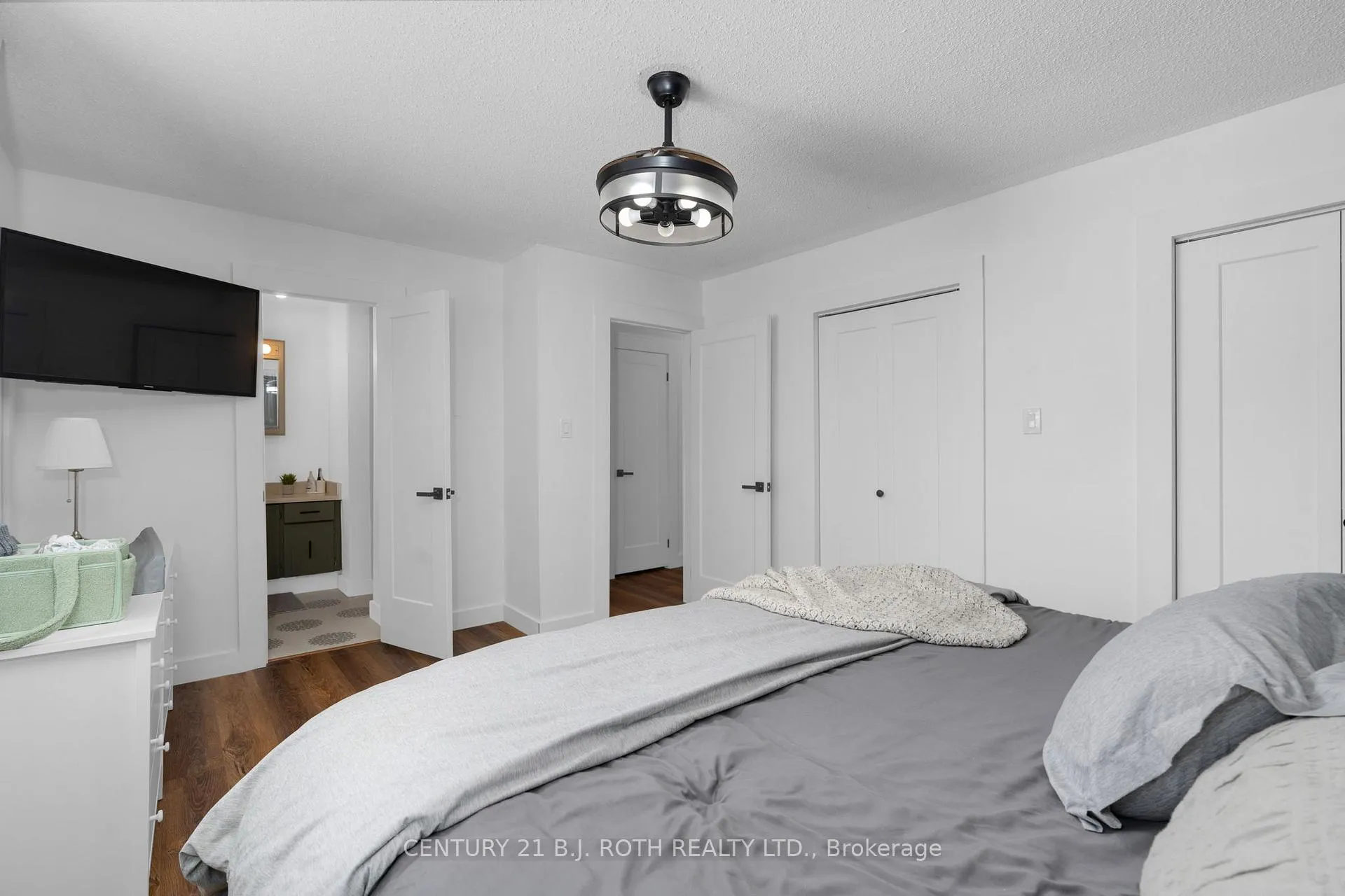 Photo 18 of 5812 County Rd 90, Springwater, Rural Springwater — HOMEH