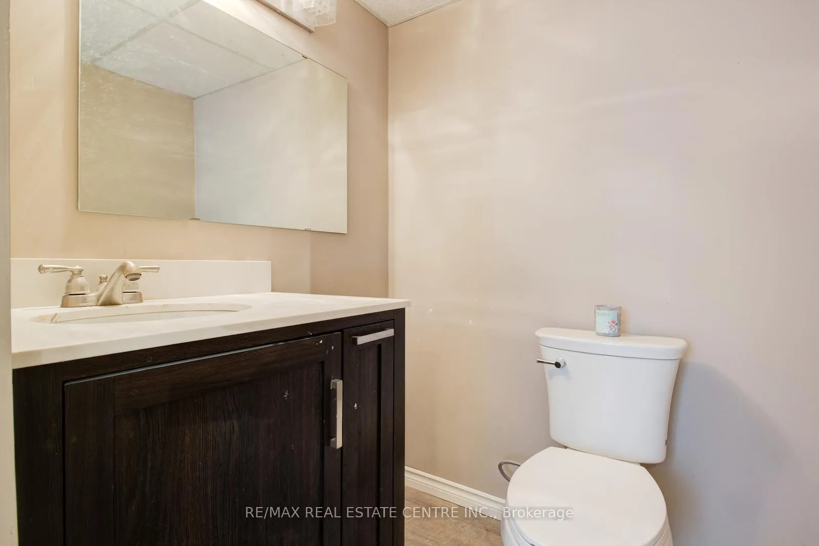Photo 21 of 363 East 27th Street, Hamilton, Burkholme — HOMEH