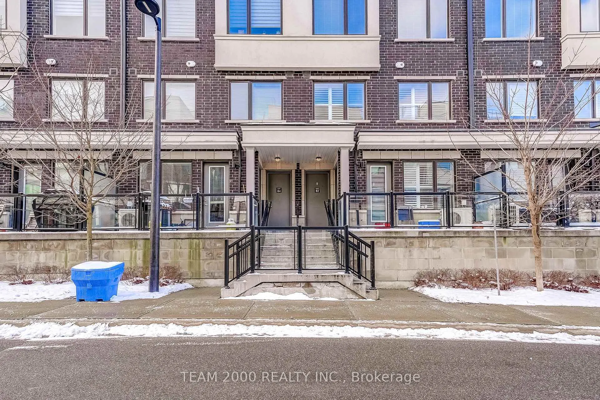 Photo 6 of Unit 81, 400 Alex Gardner Circle, Aurora, Aurora Village — HOMEH