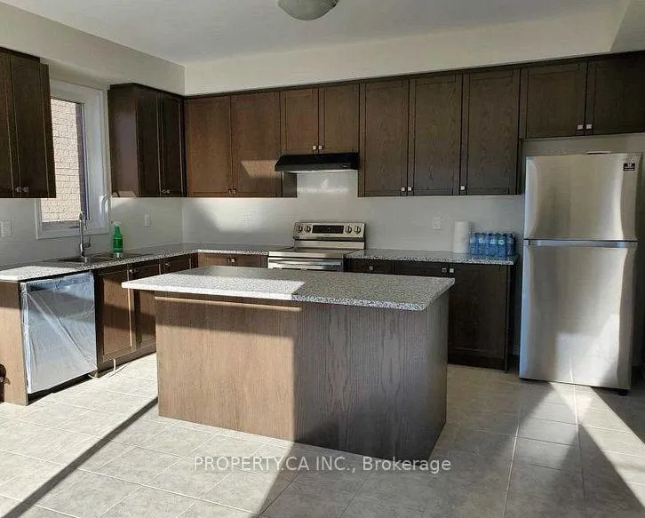 Photo 2 of 64 Cactus Crescent, Hamilton, Rural Stoney Creek — HOMEH