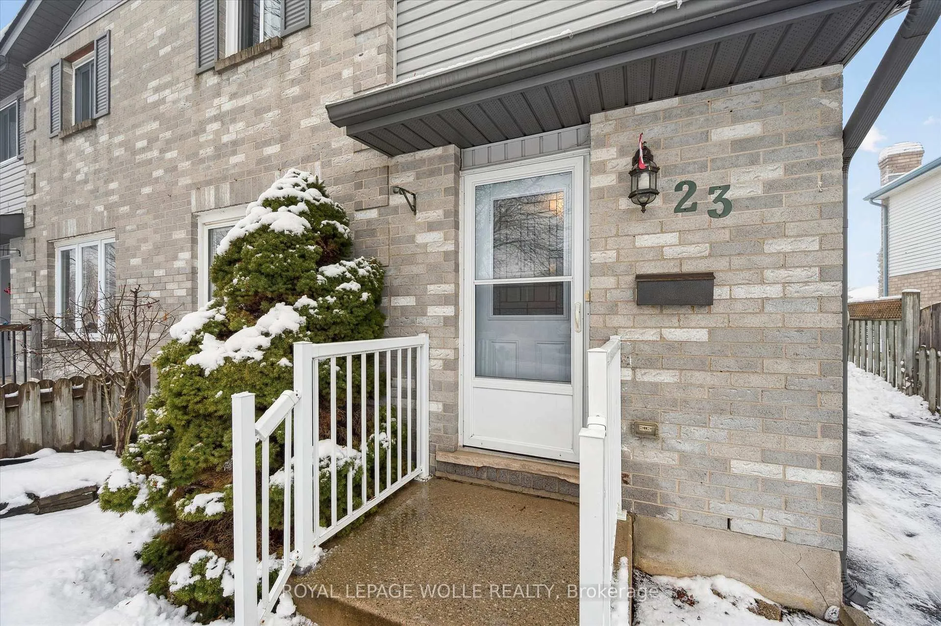 Photo 5 of 23 Tamvale Crescent, Kitchener — HOMEH