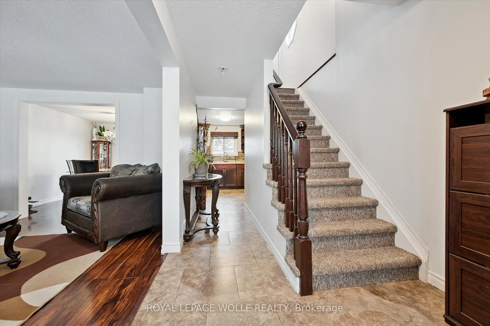 Photo 7 of 23 Tamvale Crescent, Kitchener — HOMEH