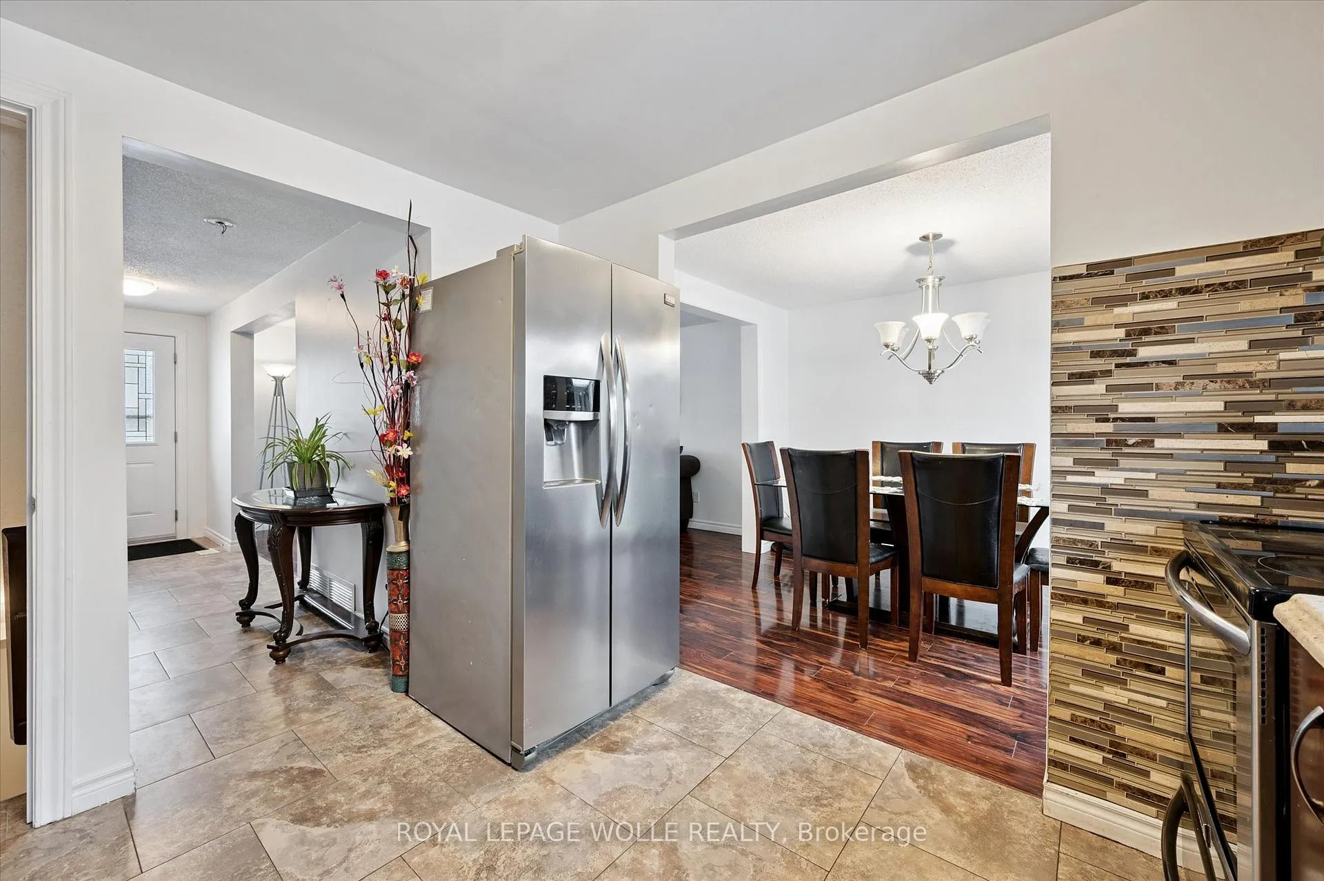 Photo 16 of 23 Tamvale Crescent, Kitchener — HOMEH