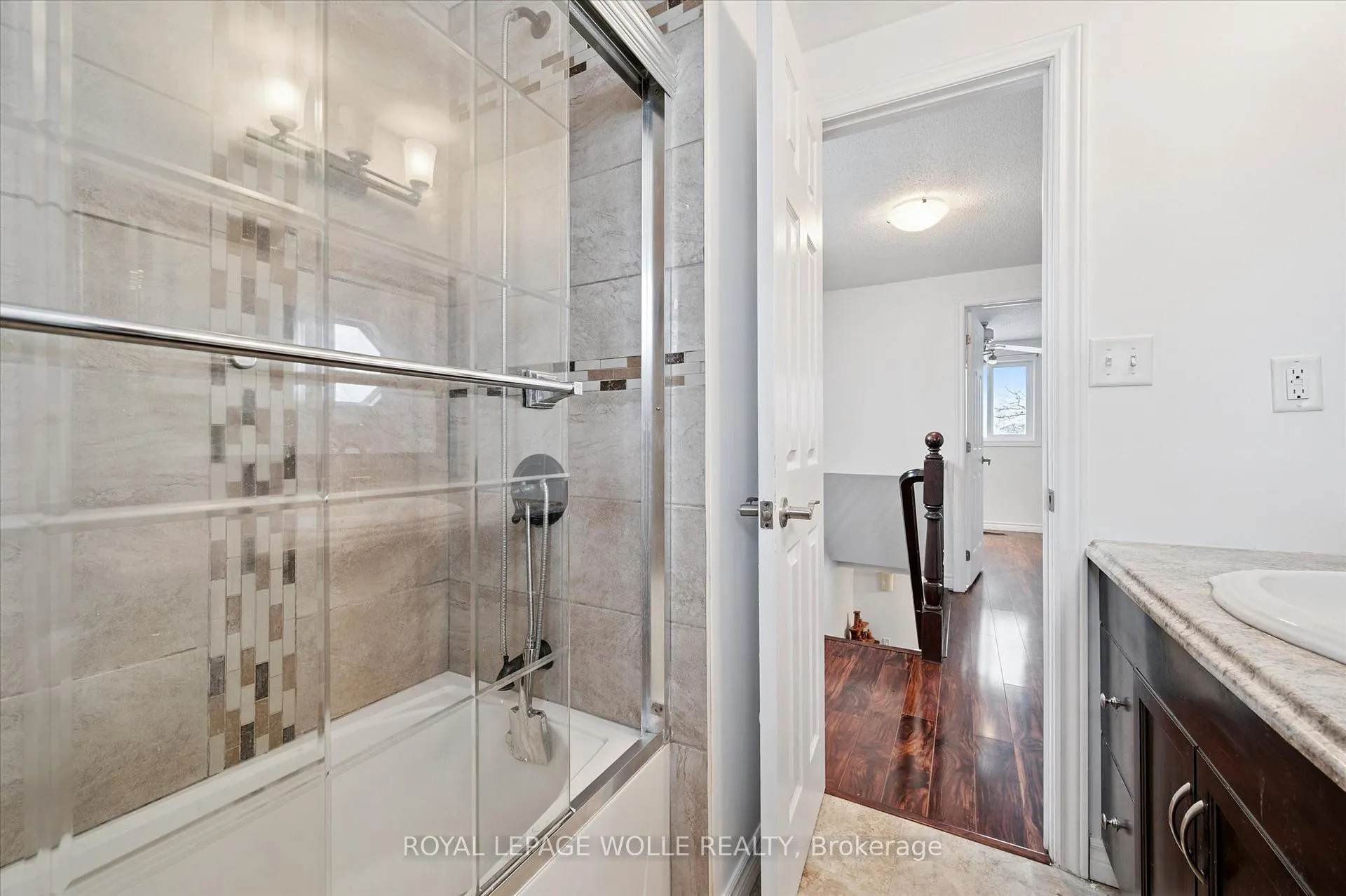 Photo 23 of 23 Tamvale Crescent, Kitchener — HOMEH