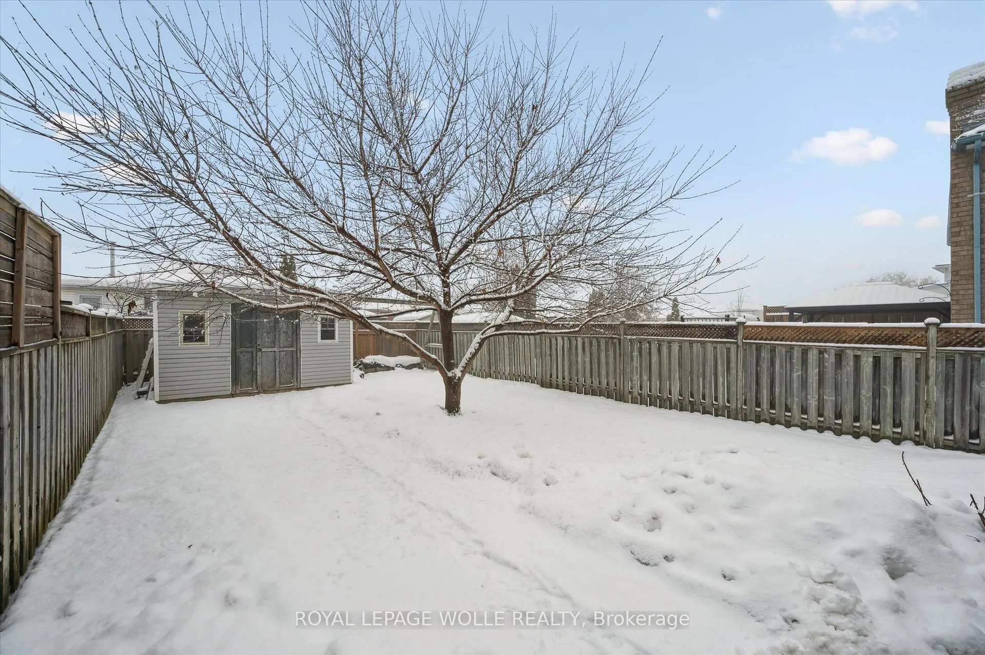 Photo 37 of 23 Tamvale Crescent, Kitchener — HOMEH