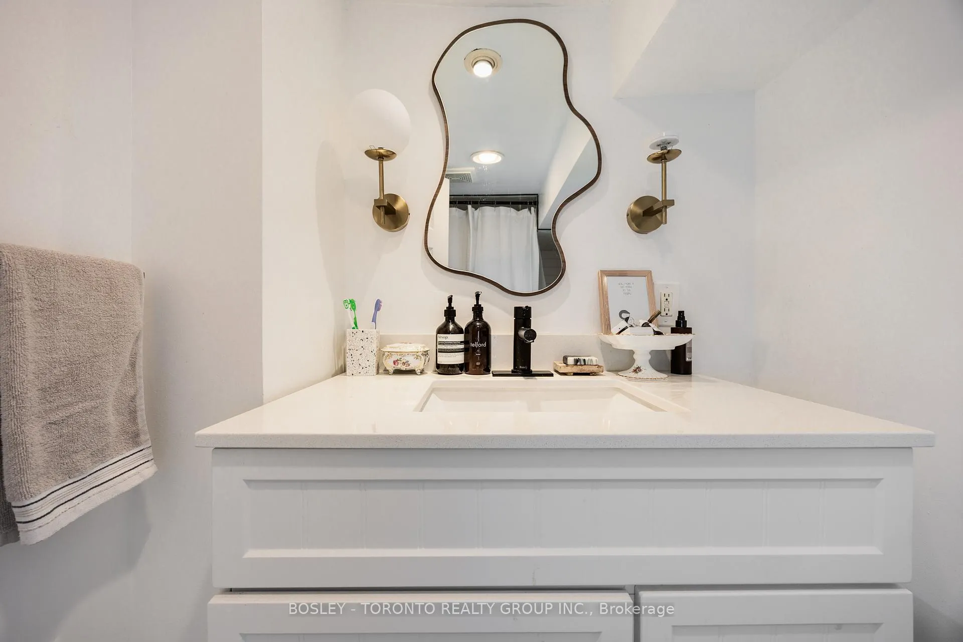 Photo 25 of Unit Main, 164 Hamilton Street, Toronto, South Riverdale — HOMEH