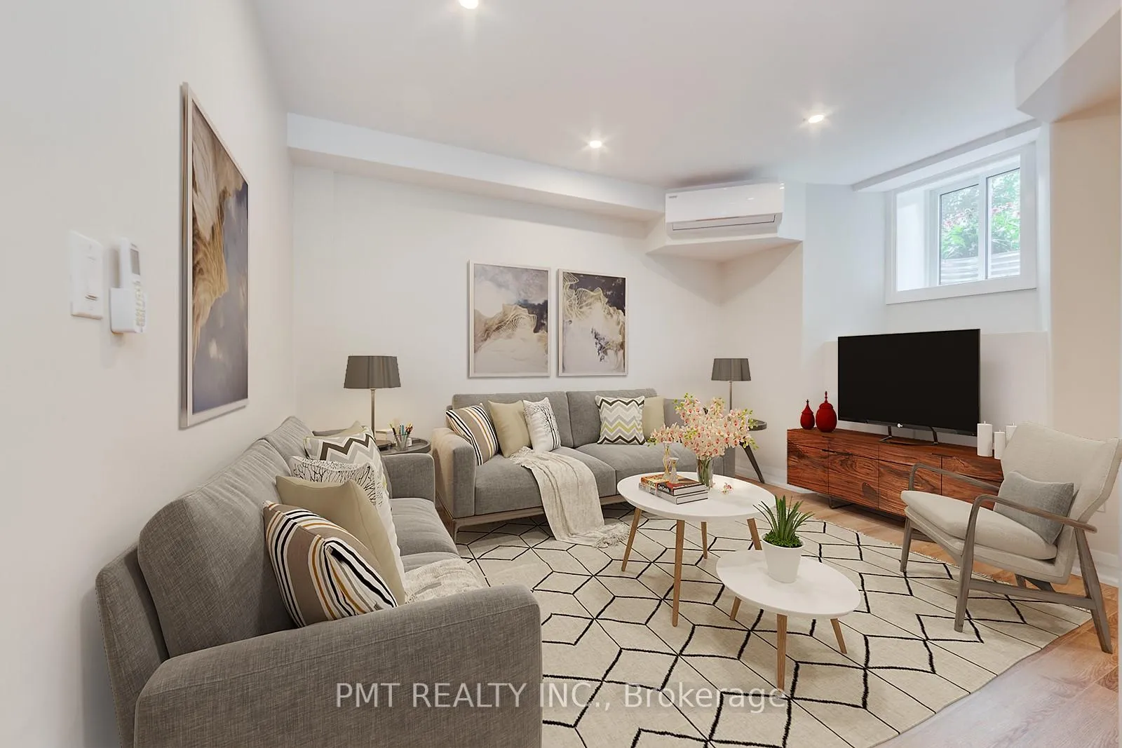 Photo 2 of Unit C, 17 Lockwood Road, Toronto, The Beaches — HOMEH