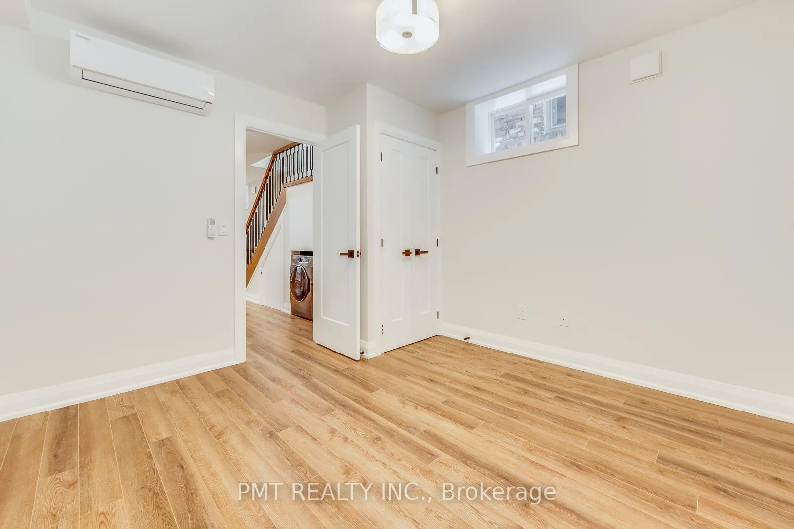 Photo 8 of Unit C, 17 Lockwood Road, Toronto, The Beaches — HOMEH