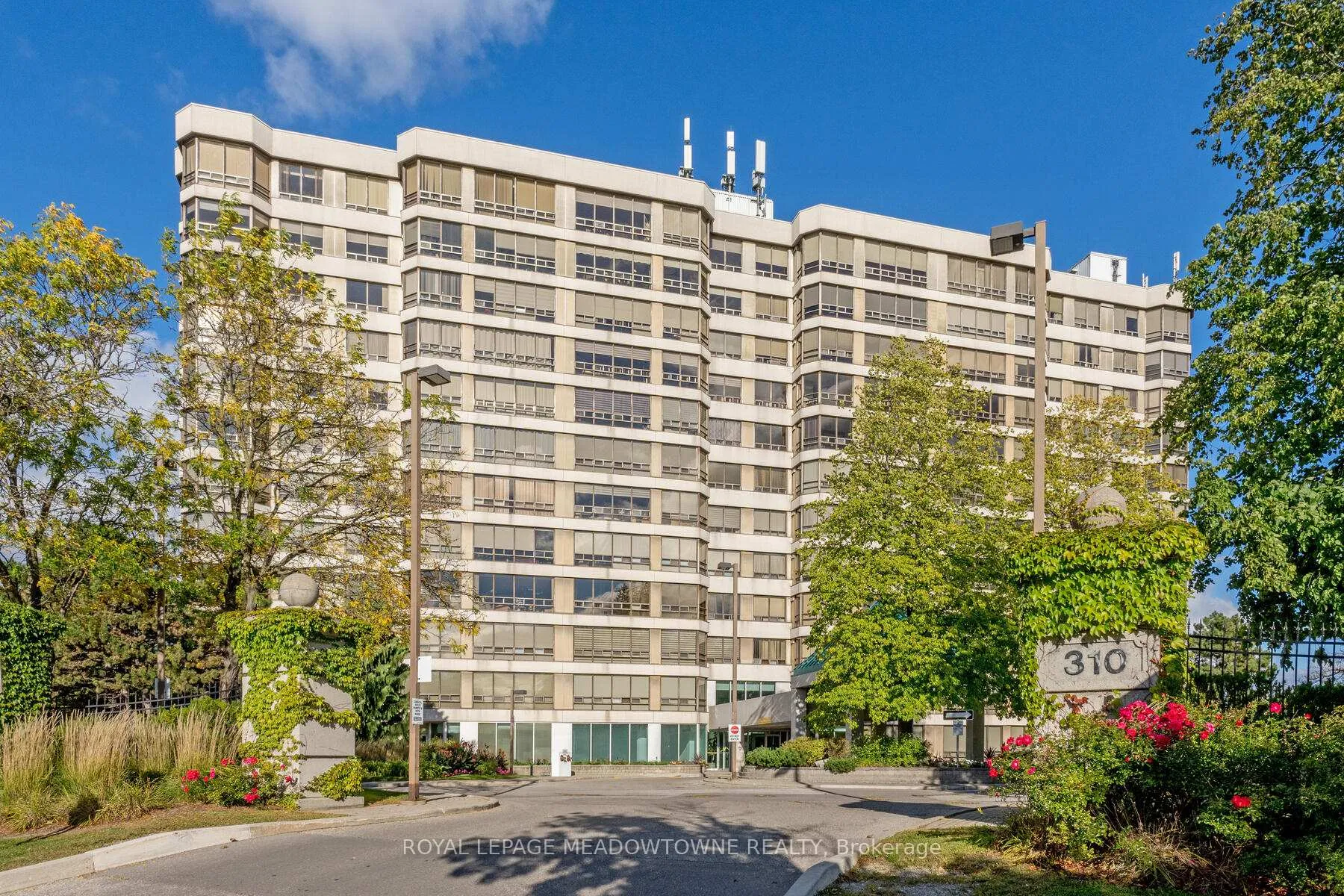 Photo 1 of Unit 1102, 310 Mill Street S, Brampton, Brampton South — HOMEH