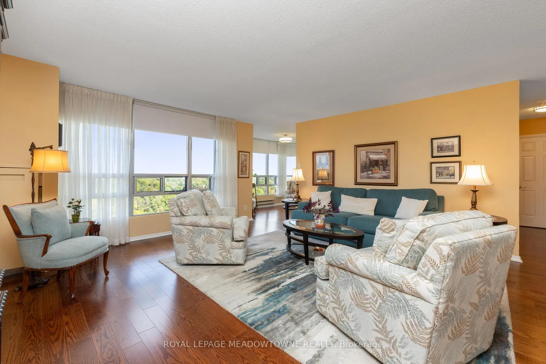 Photo 8 of Unit 1102, 310 Mill Street S, Brampton, Brampton South — HOMEH