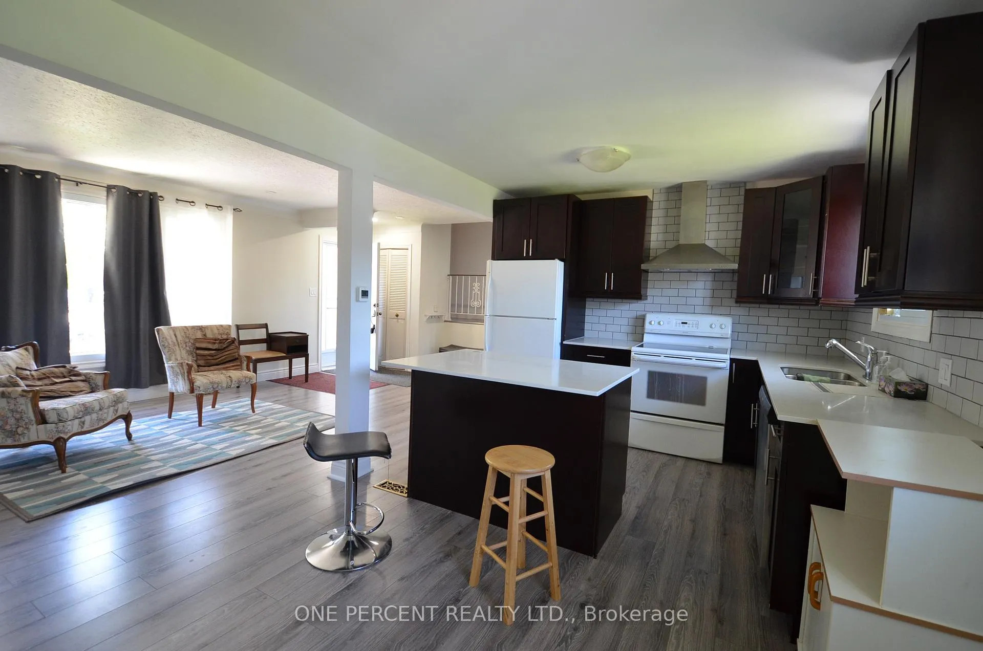 Photo 4 of 43 Loyalist Drive, Welland, Prince Charles — HOMEH