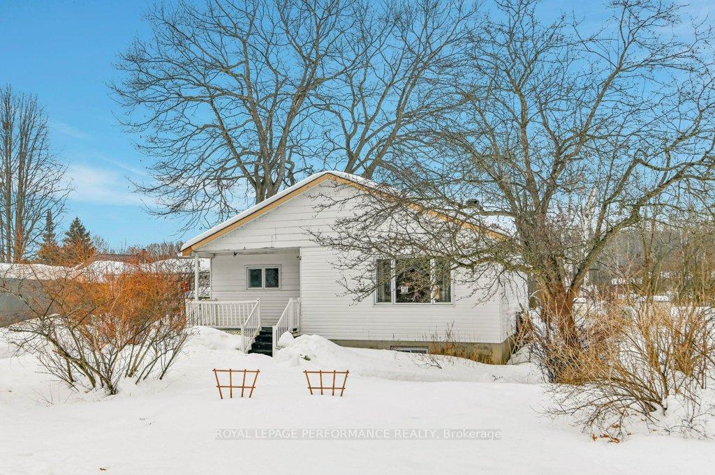 Photo 1 of 131 Sunning Hills Crescent, Ottawa, Constance Bay — HOMEH