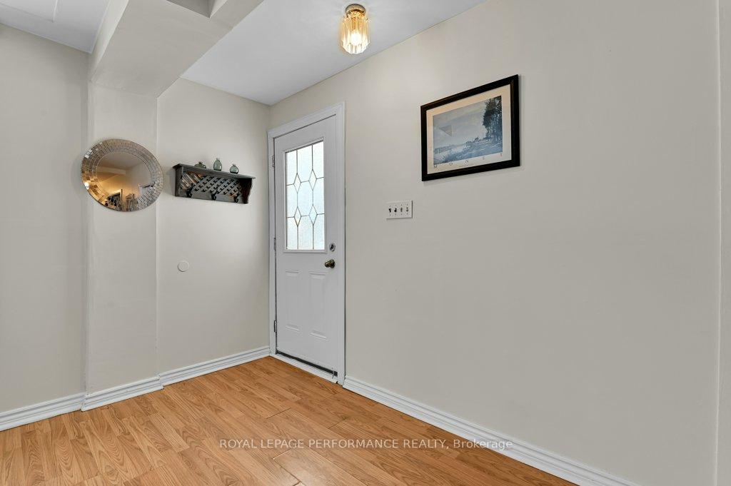 Photo 2 of 131 Sunning Hills Crescent, Ottawa, Constance Bay — HOMEH